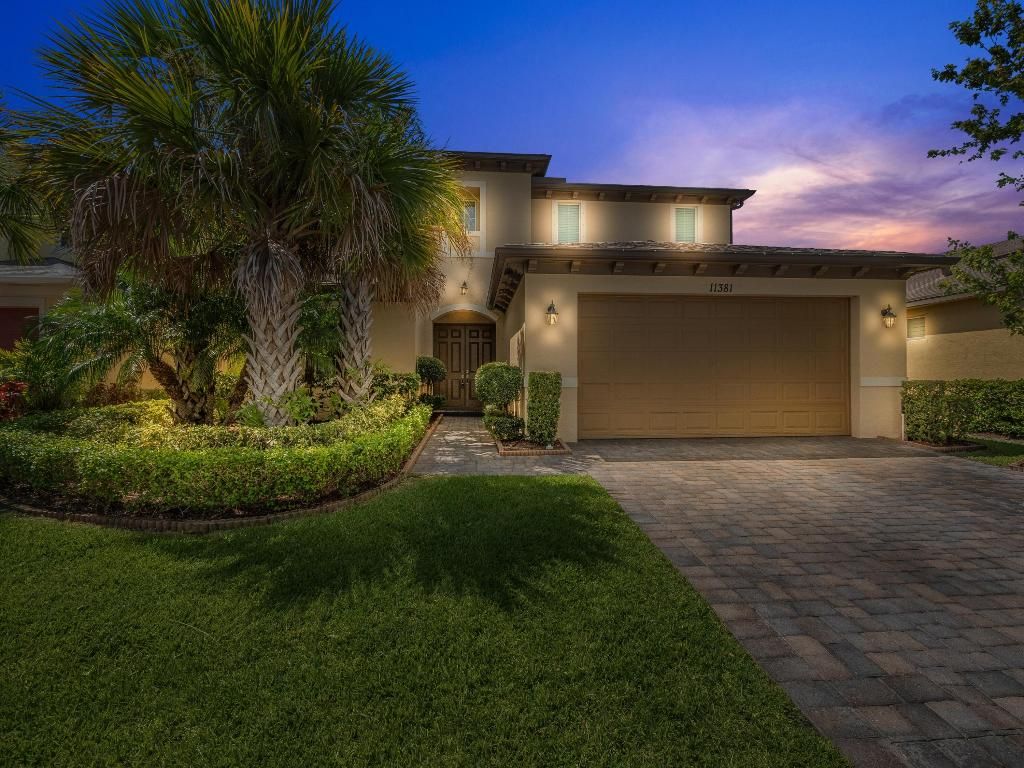 Photo of 11381 SW Wyndham Way, Port Saint Lucie, FL 34987 (MLS # R10951424)