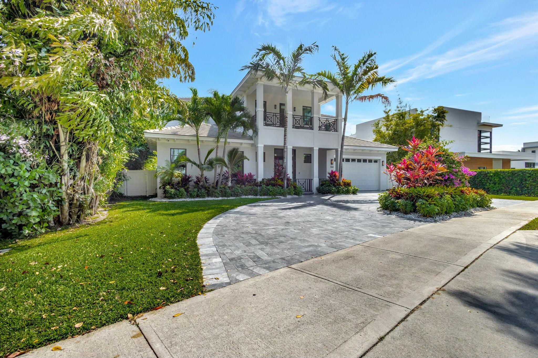 550 NE Mizner Boulevard