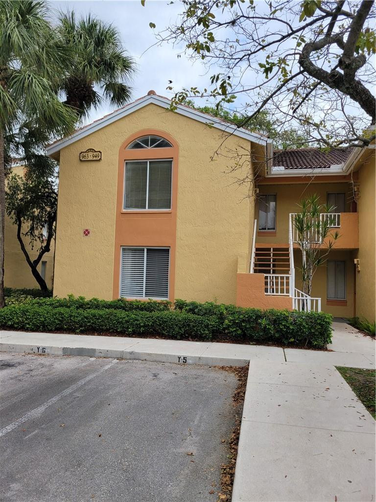 NAPOLI GARDENS - Residential Lease