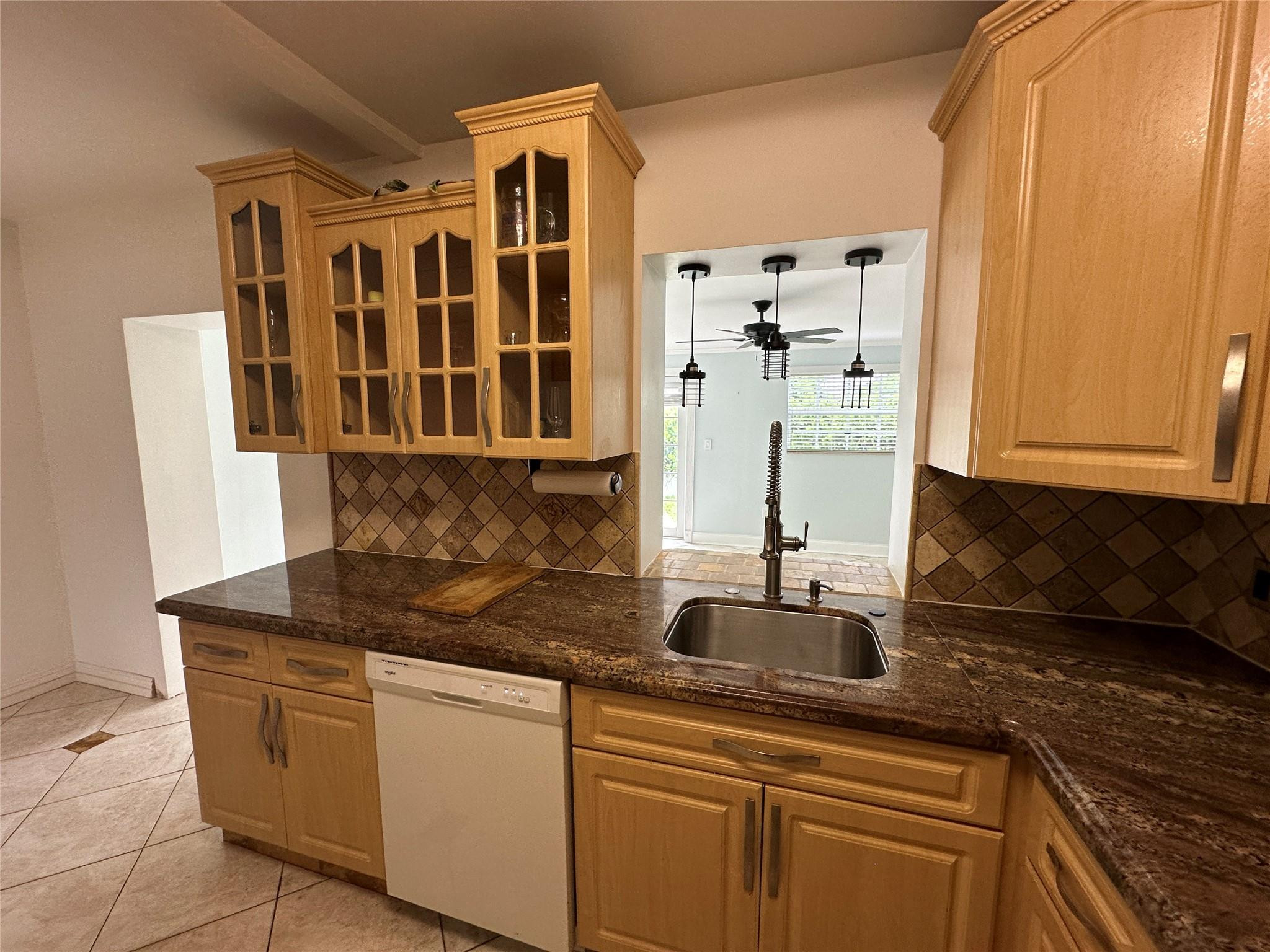 Gellers Sub - Residential Lease