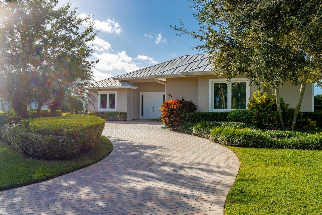 Photo of 307 Yearling Trail, Sebastian, FL 32958 (MLS # R11159462)