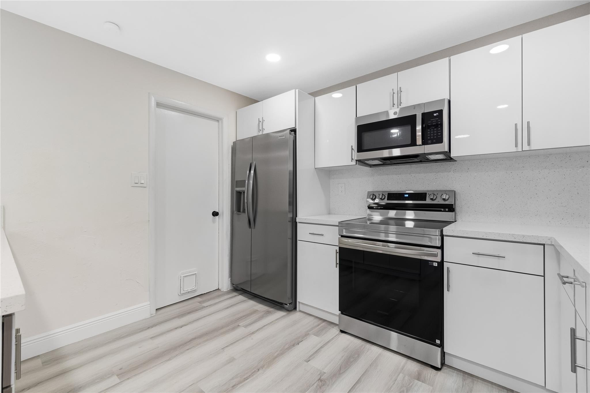 Flair Sub 3 51-39 B - Residential