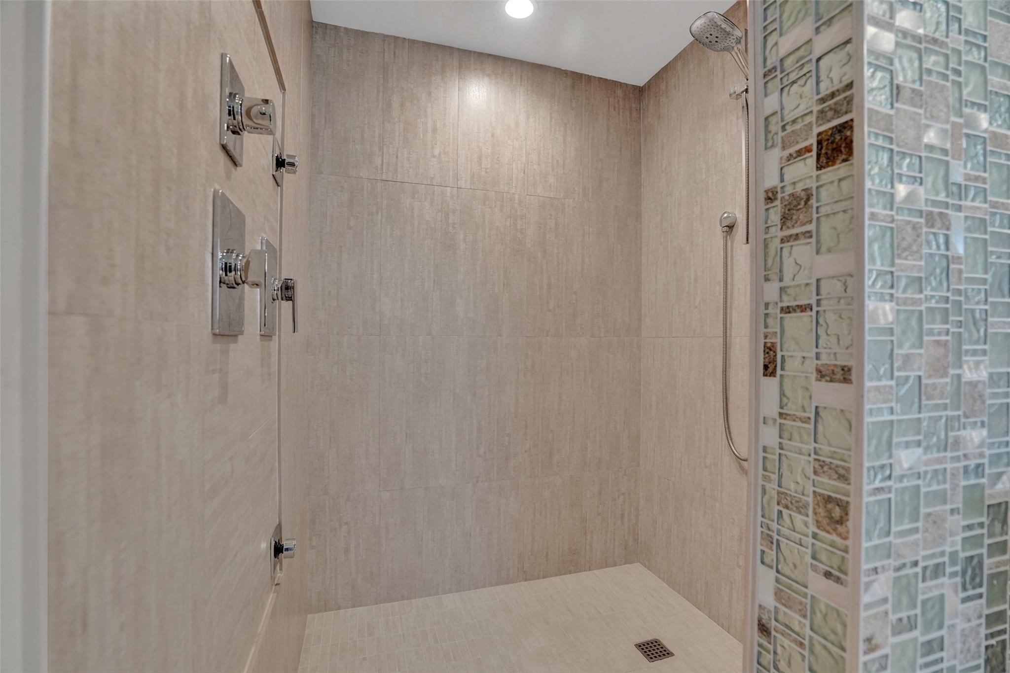Coral Gardens 30-7 B - Residential