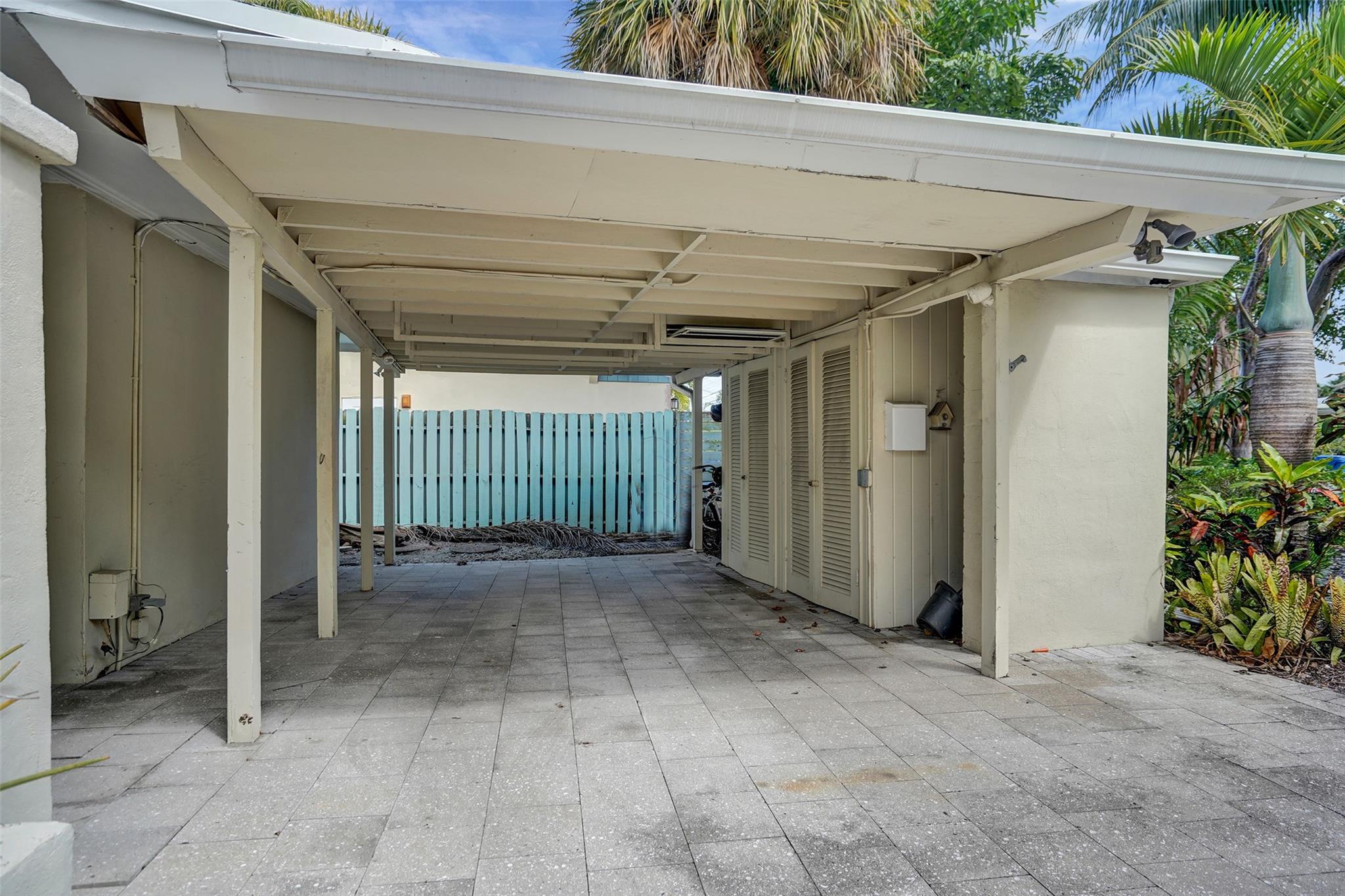 Coral Gardens 30-7 B - Residential