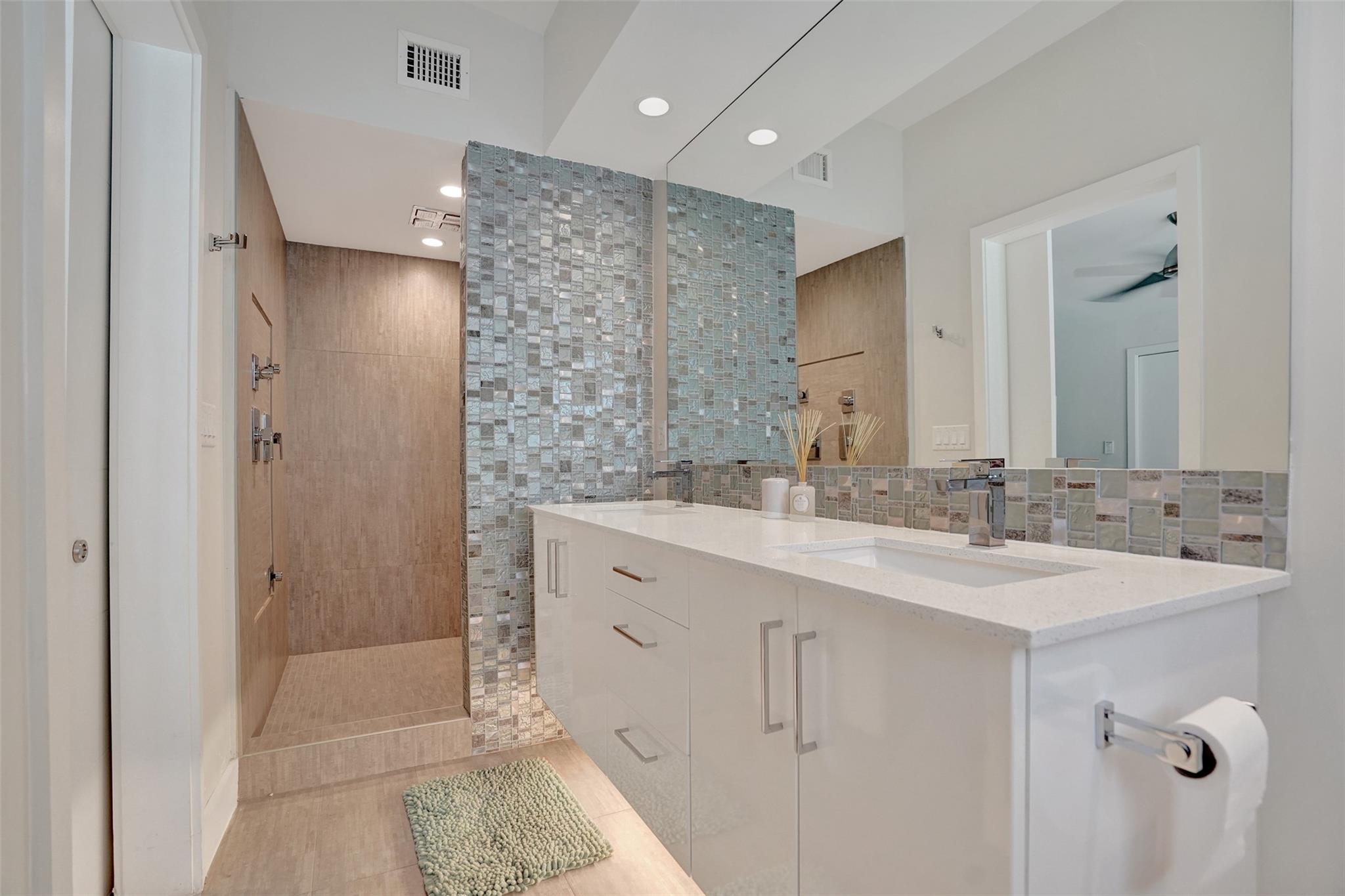 Coral Gardens 30-7 B - Residential