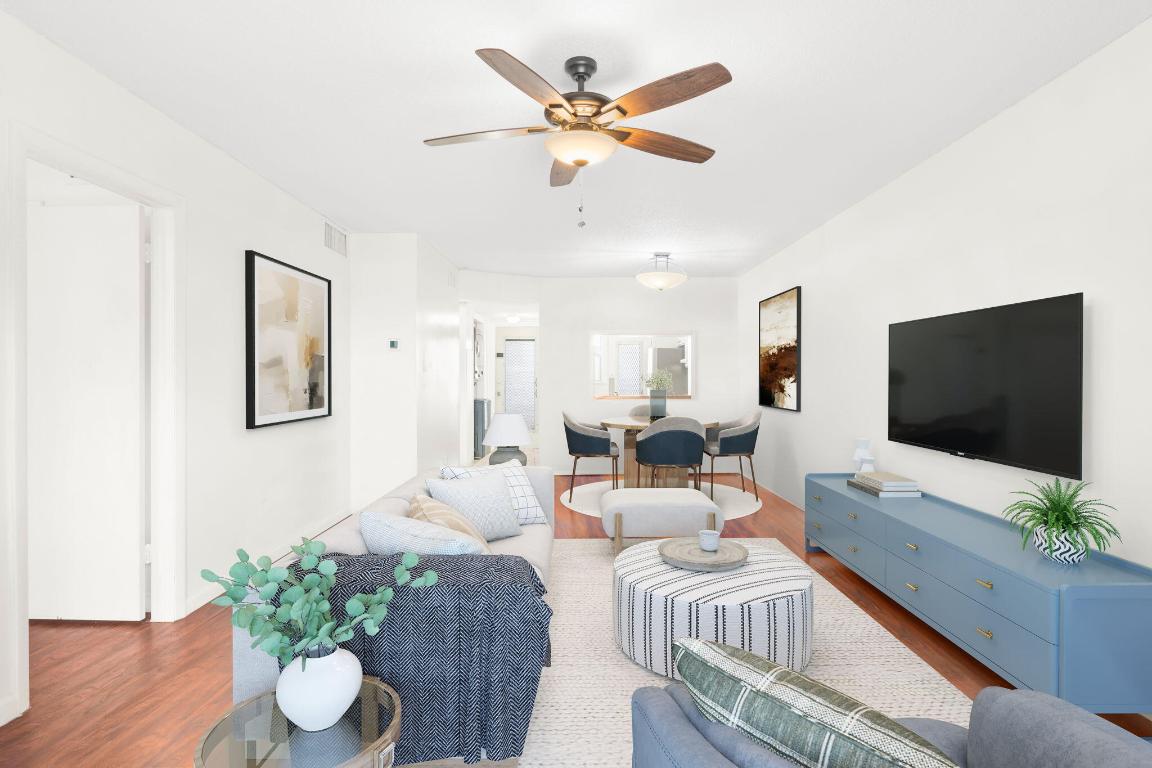 1101 Crystal Lake Drive 309