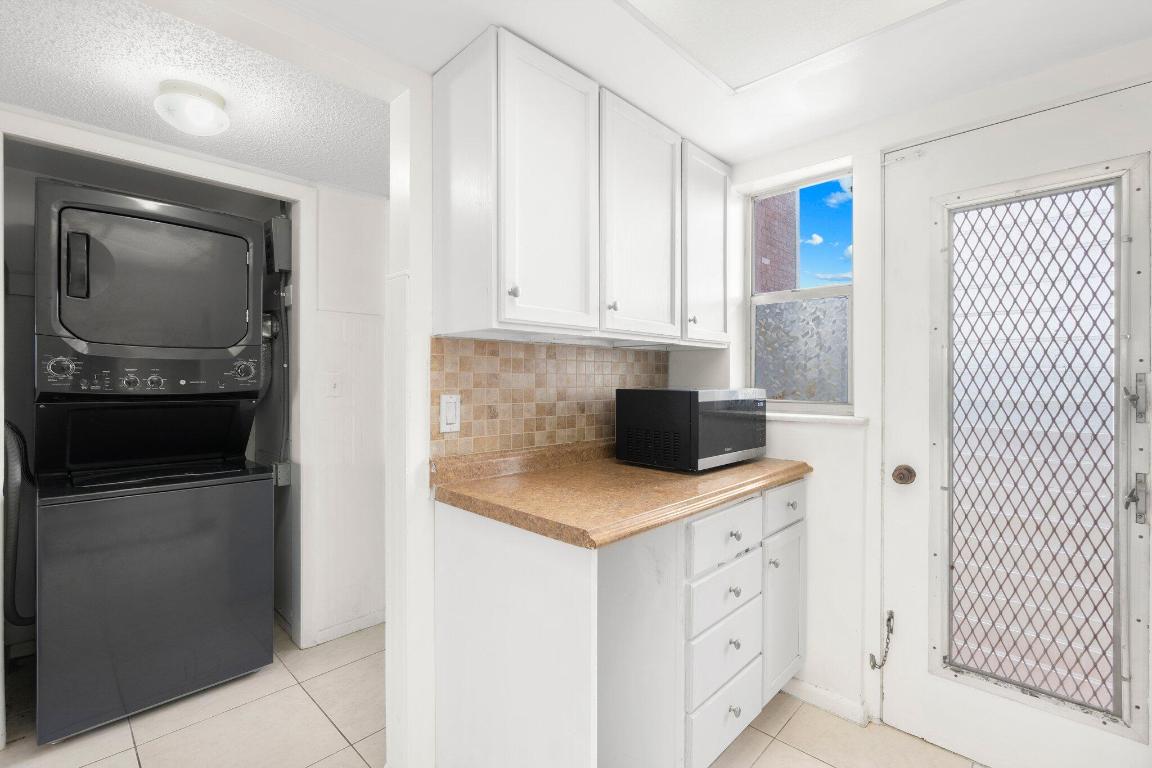 MONTECRISTI COUNTRY CLUB APTS - Residential