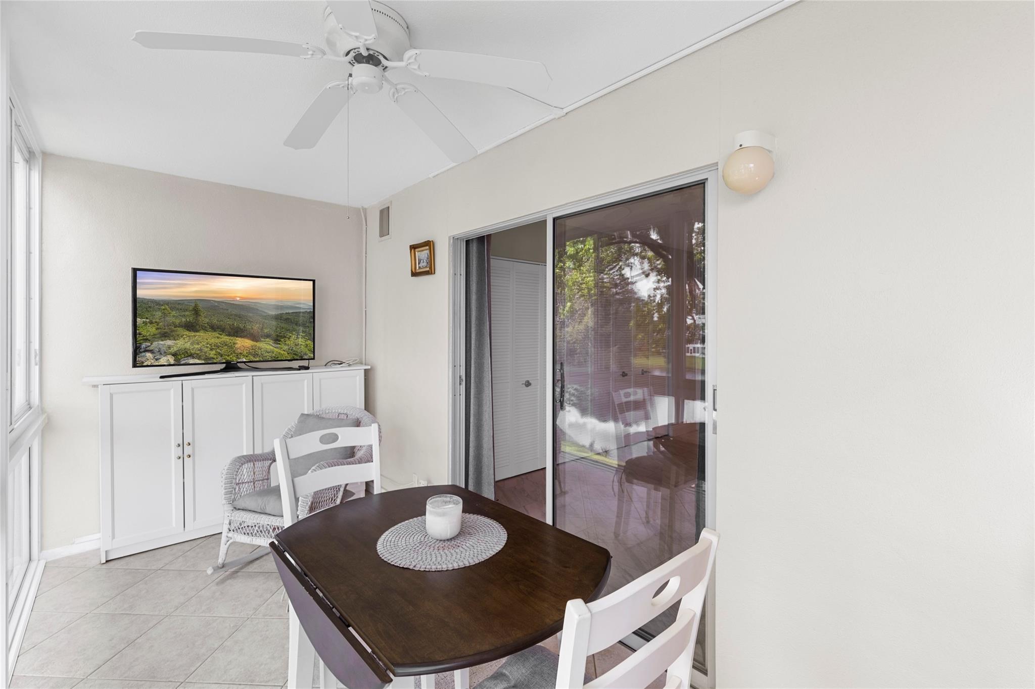 3028 Cambridge B 3028