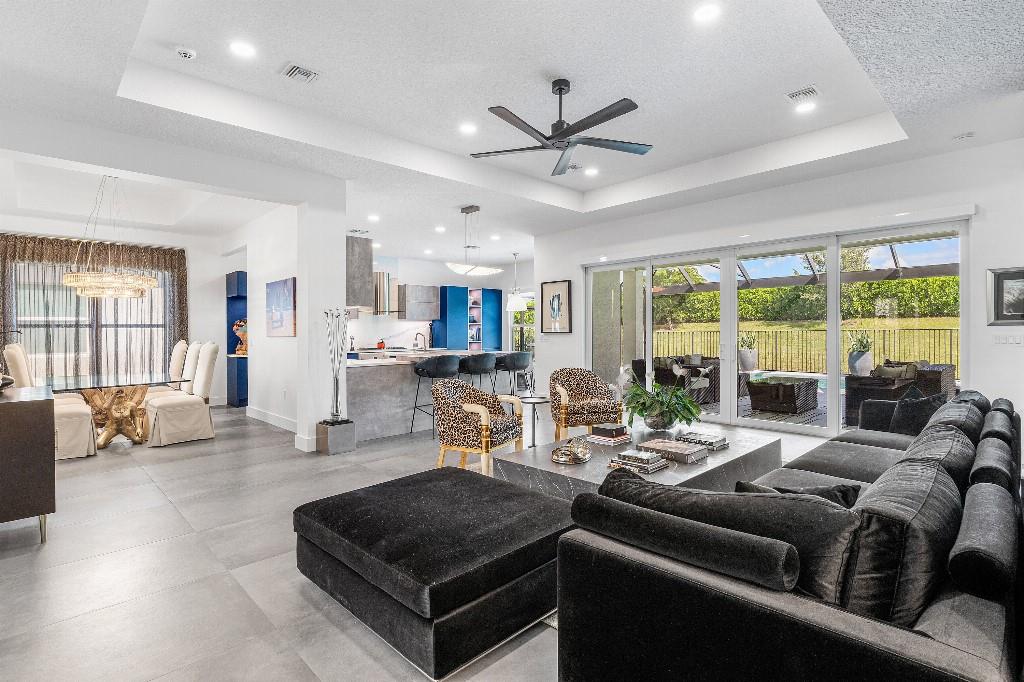 Valencia Grove - Residential