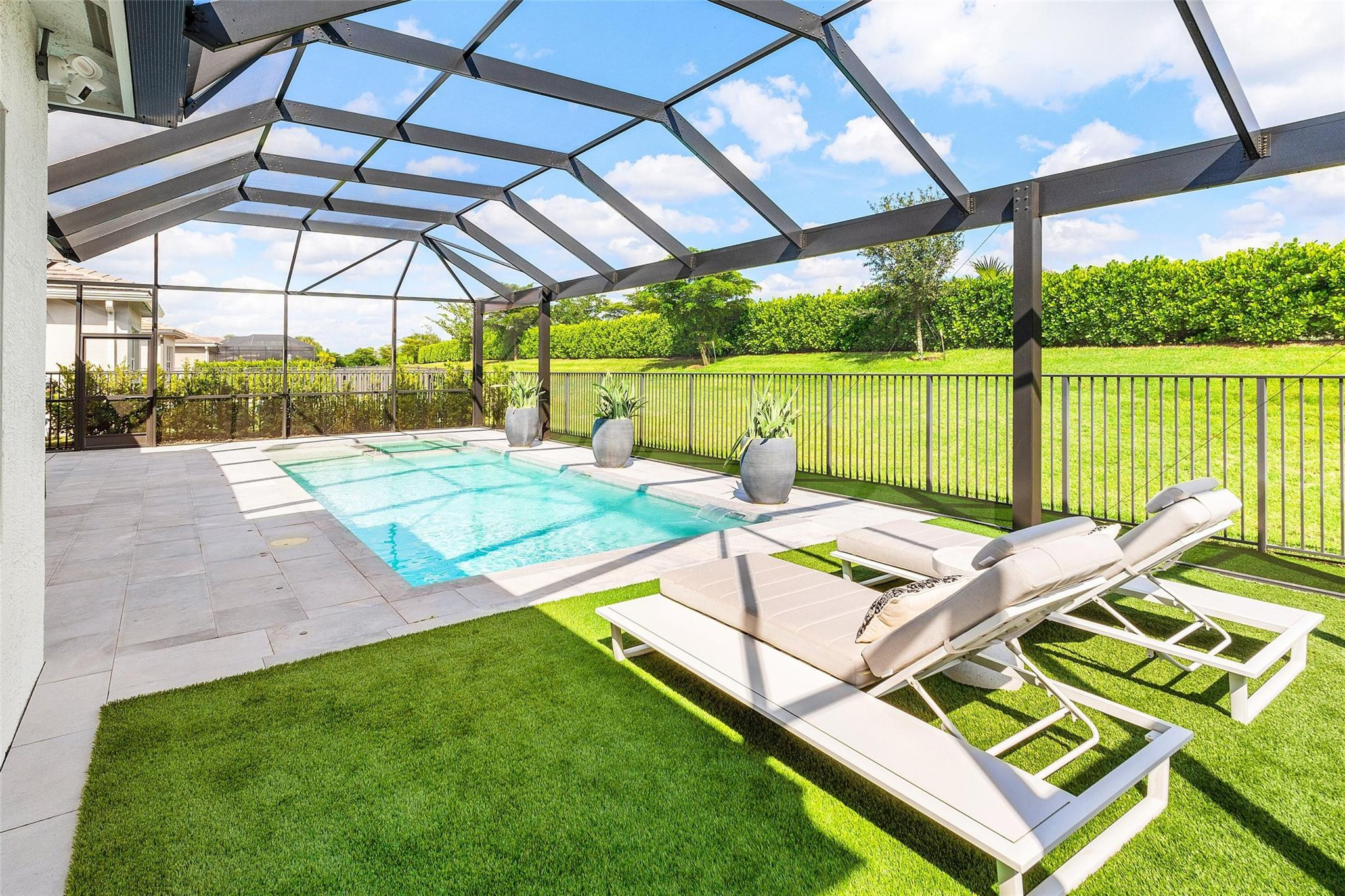 Valencia Grove - Residential