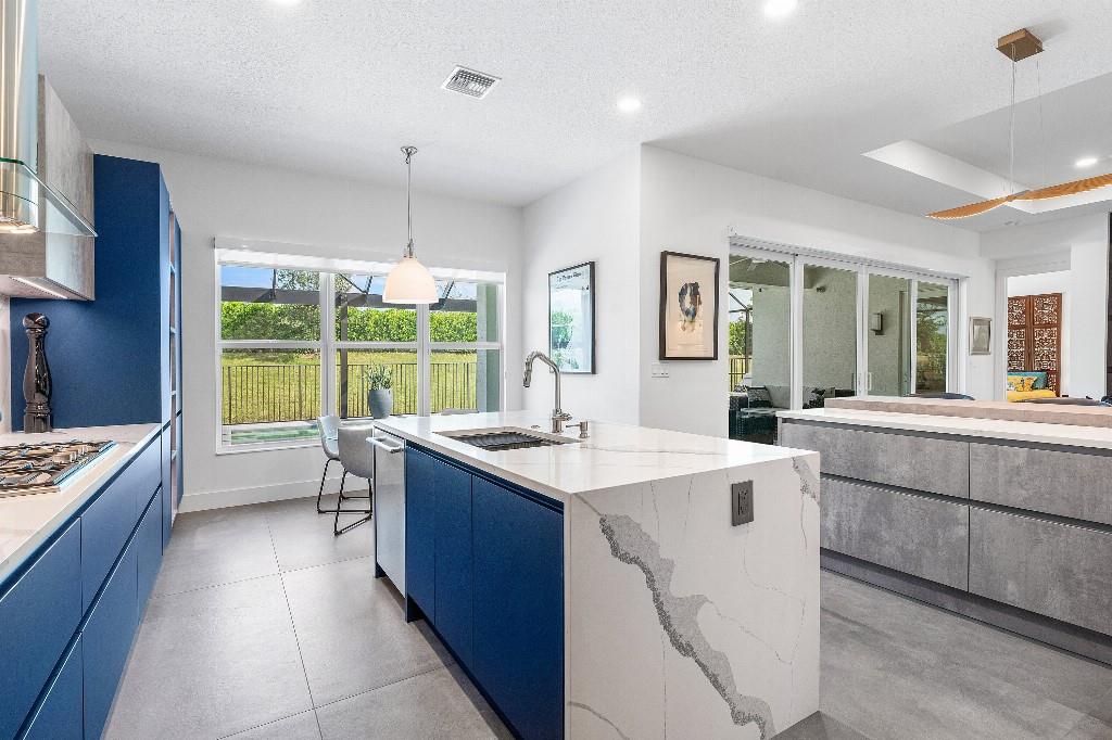 Valencia Grove - Residential