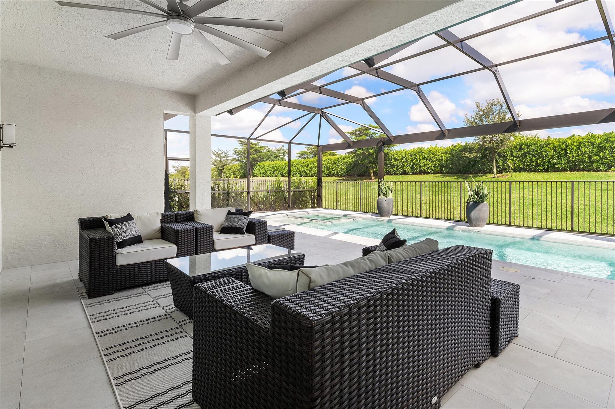 Valencia Grove - Residential