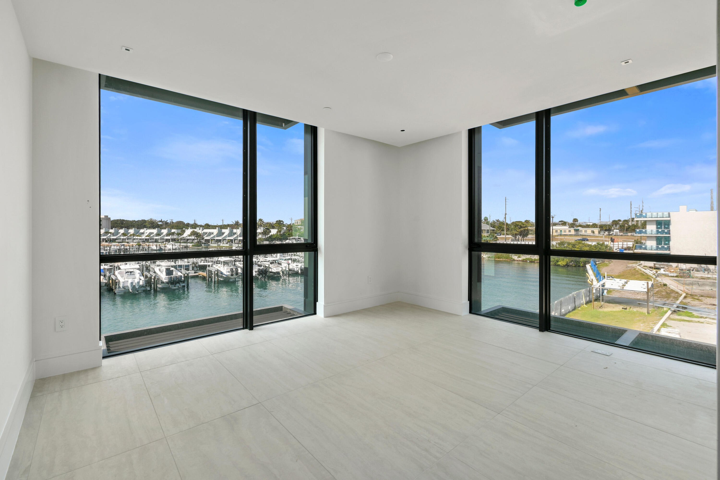 Forte Luxe - Residential