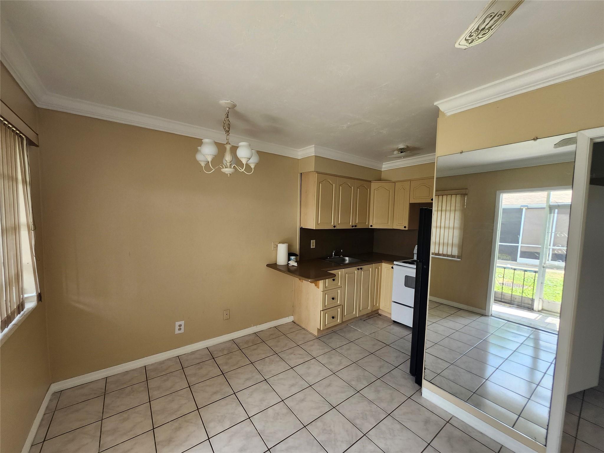 LINCOLN GARDENS - Residential