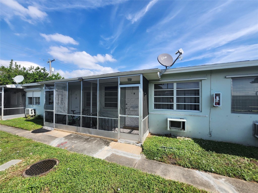 LINCOLN GARDENS - Residential