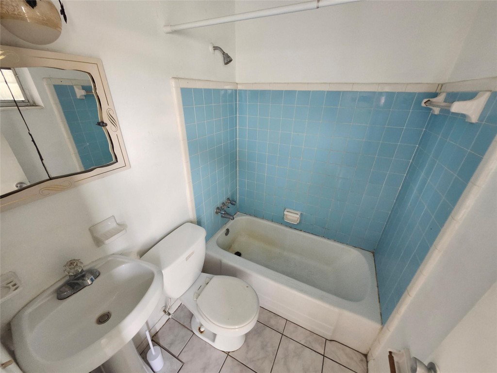 LINCOLN GARDENS - Residential