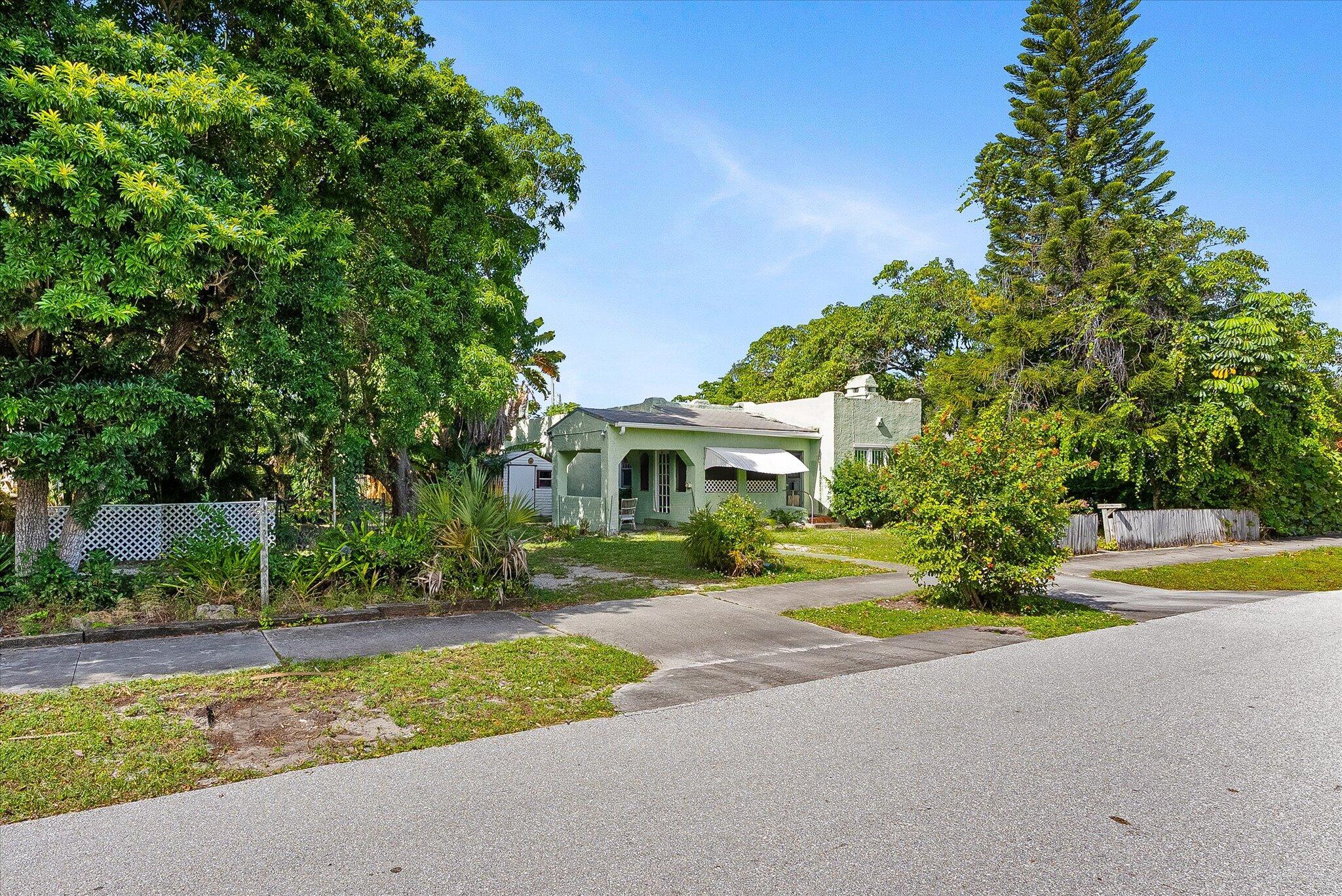 TOWN OF DELRAY - Residential