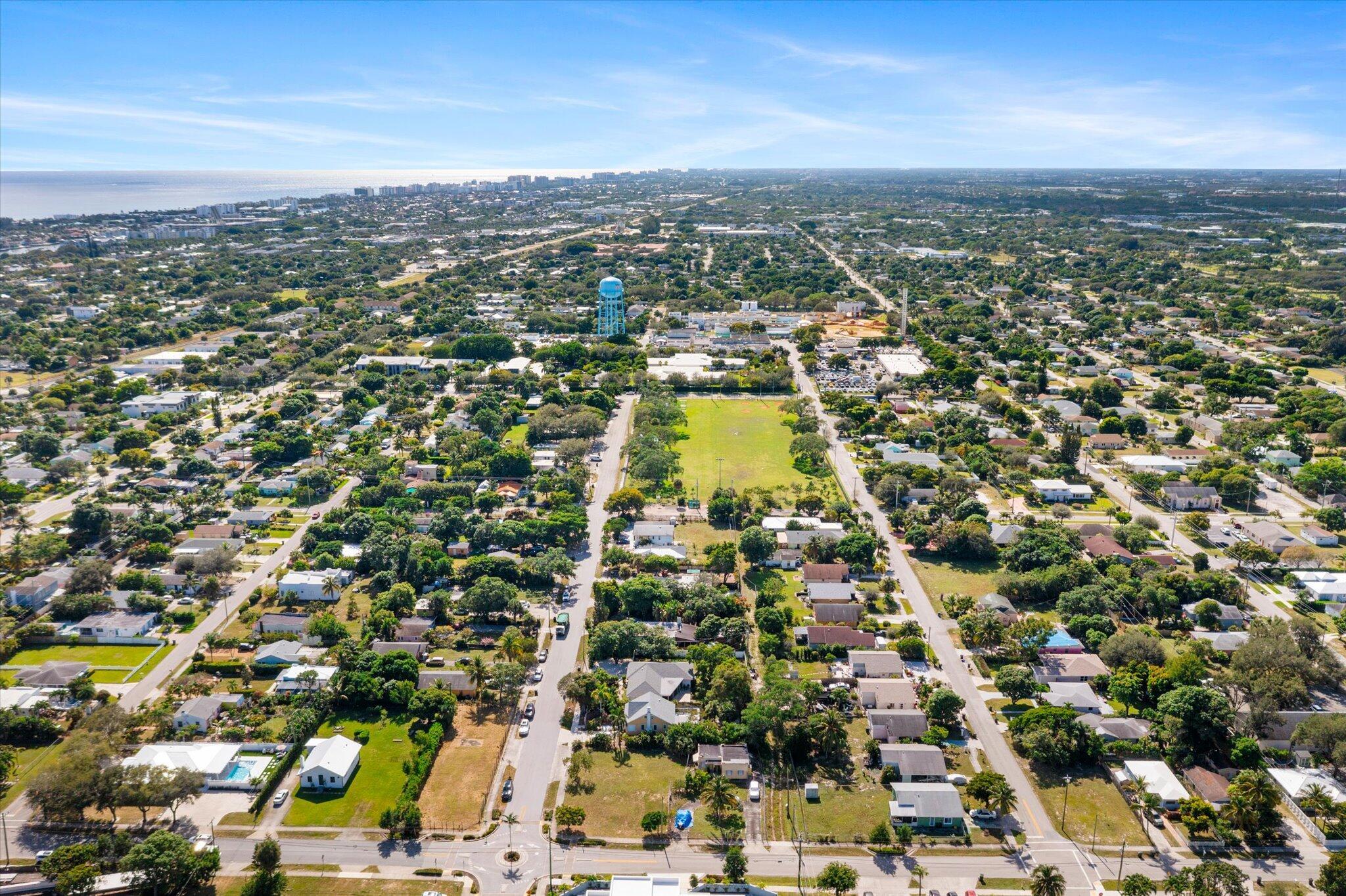 TOWN OF DELRAY - Residential