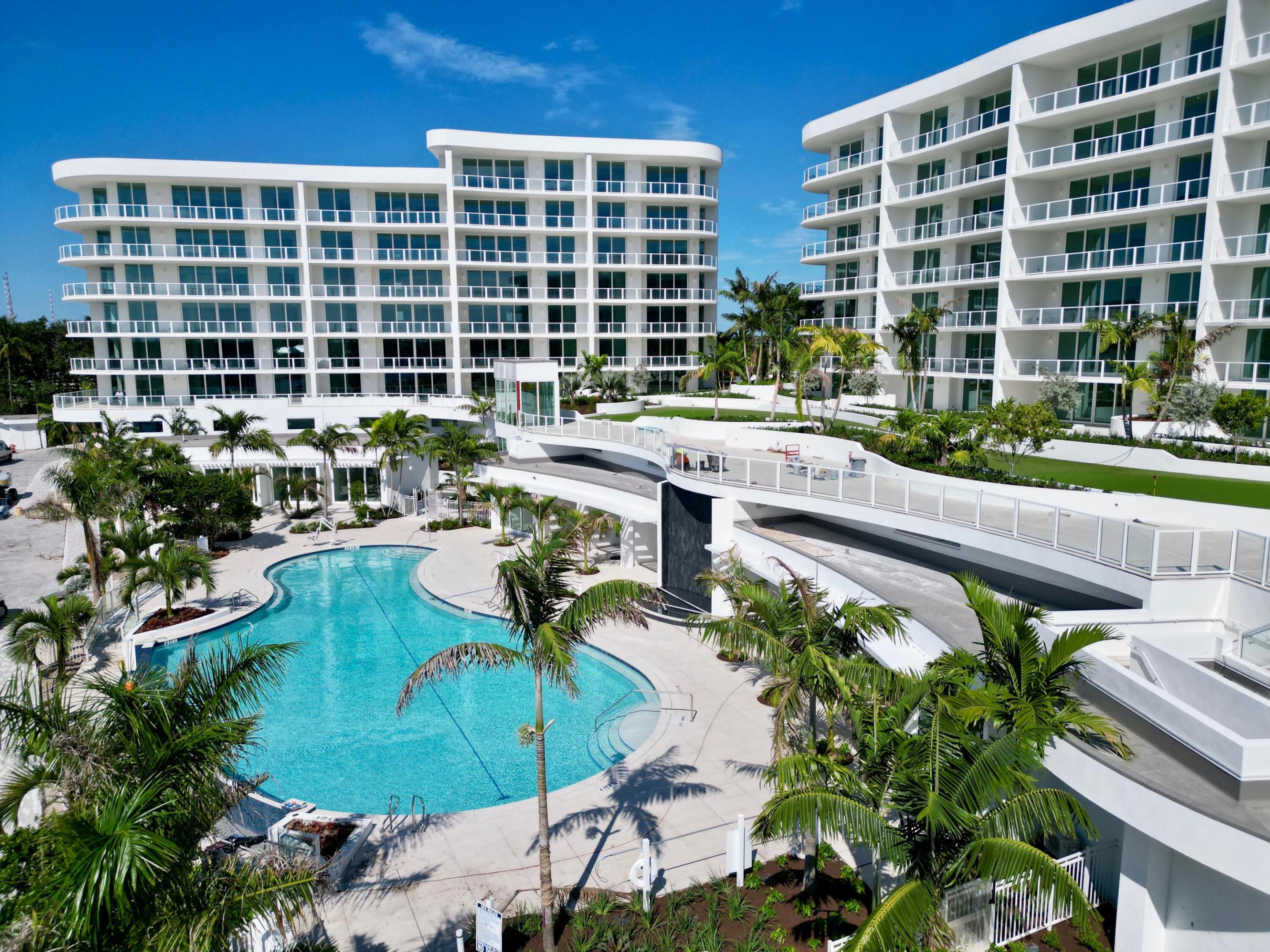 2200 Pga Boulevard 205