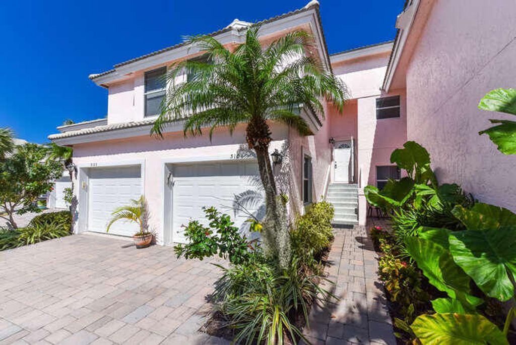 Photo of 3104 Fairway Drive N, Jupiter, FL 33477 (MLS # R11033177)