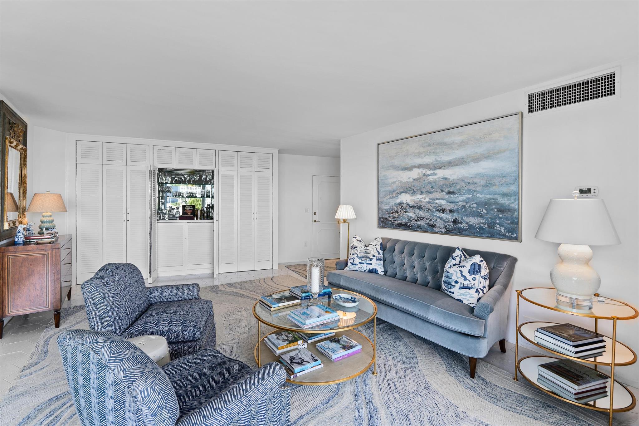 PALM BEACH TOWERS CONDO - Residential