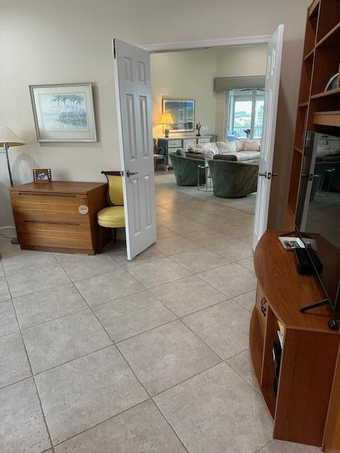 EASTWIND OF ATLANTIS COND - Residential