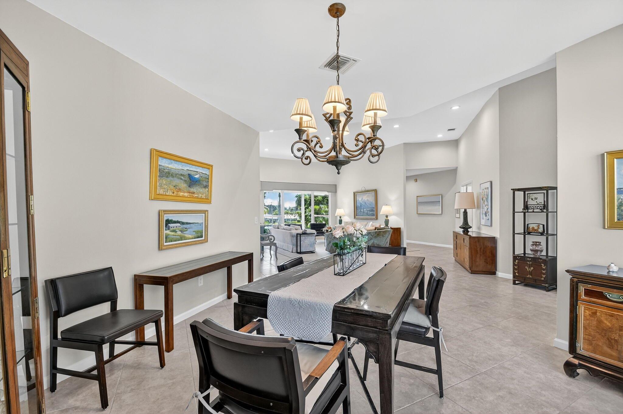 EASTWIND OF ATLANTIS COND - Residential