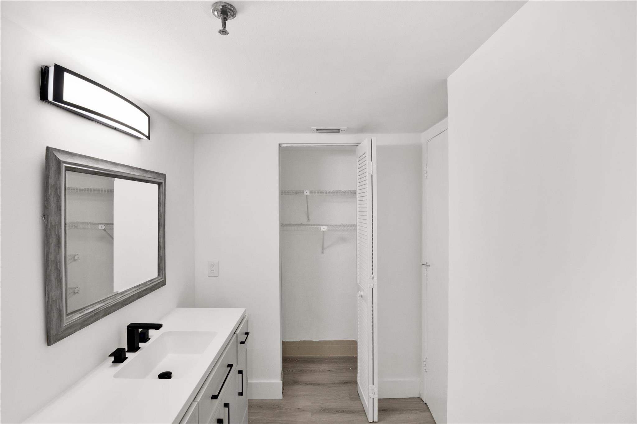 Pines Boca Barwood Condo - Residential