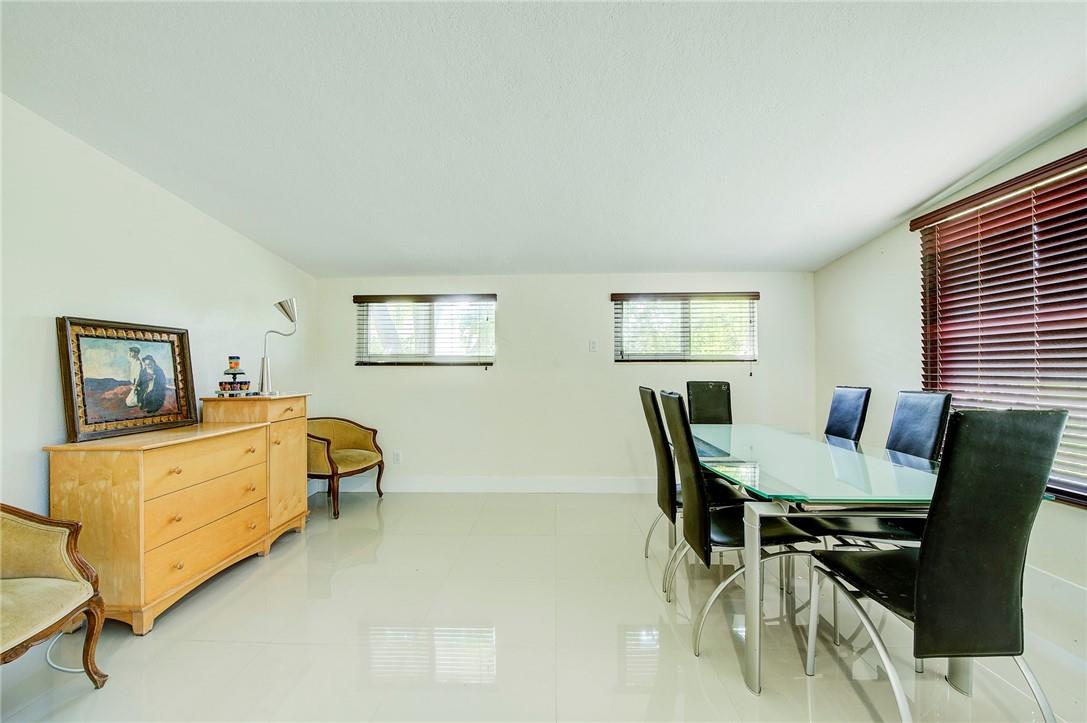 Hollywood Hills 6-22 B - Residential Lease