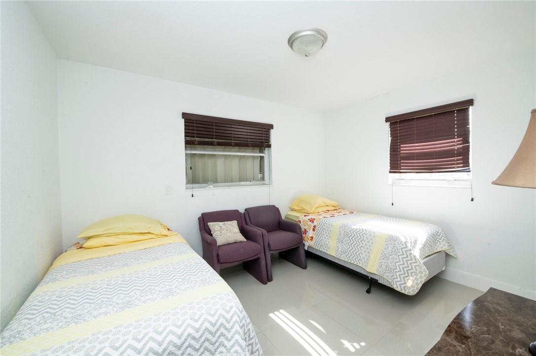 Hollywood Hills 6-22 B - Residential Lease