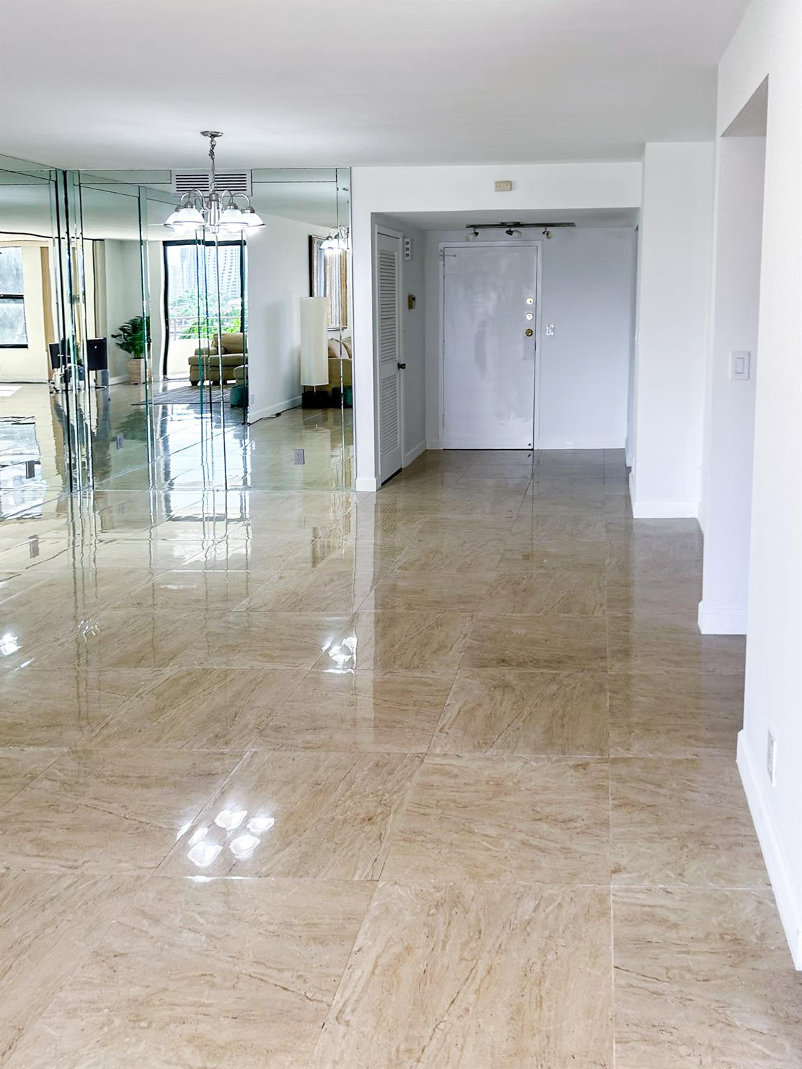 OLYMPUS CONDO - Residential