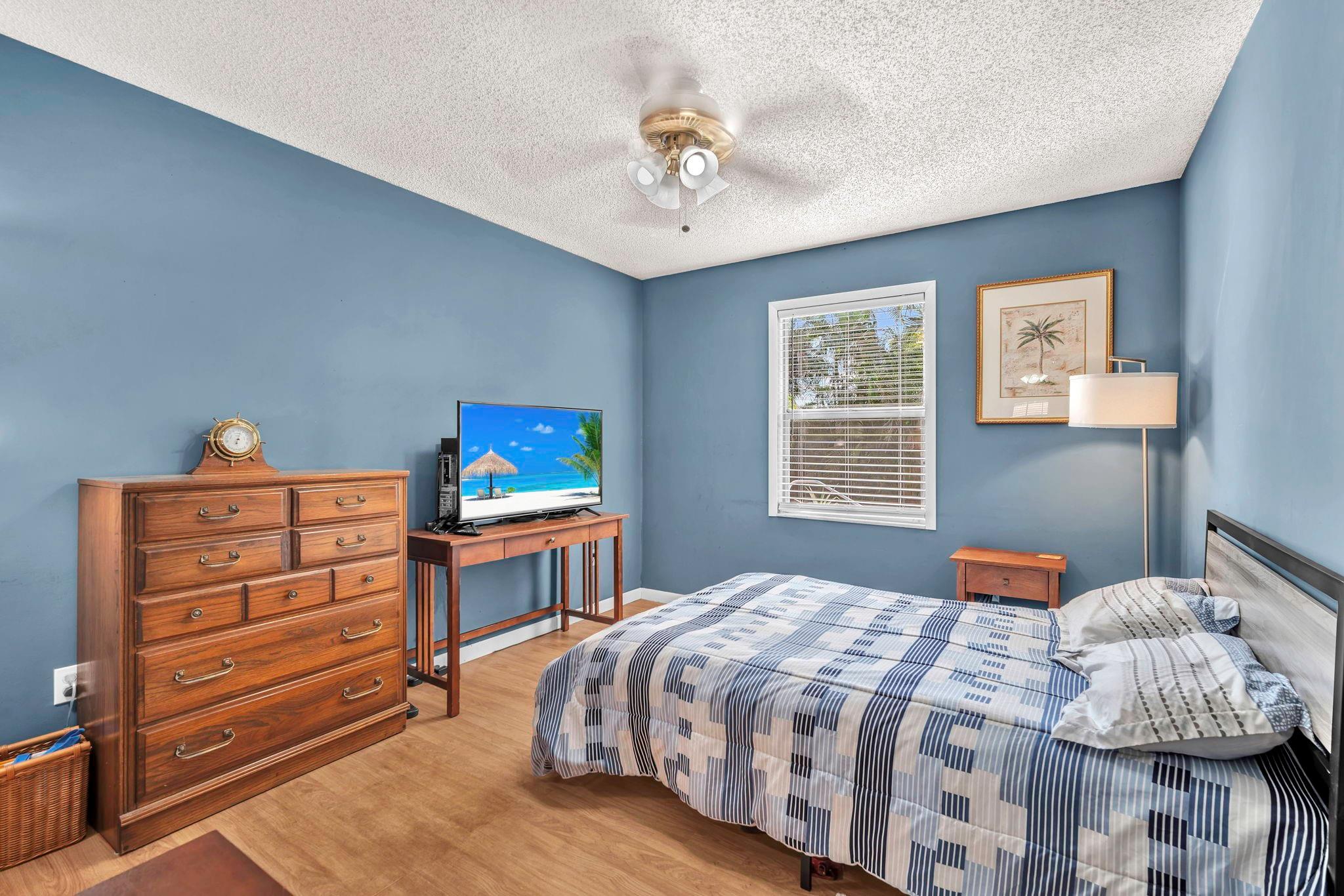 COUNTRYWOOD - Residential