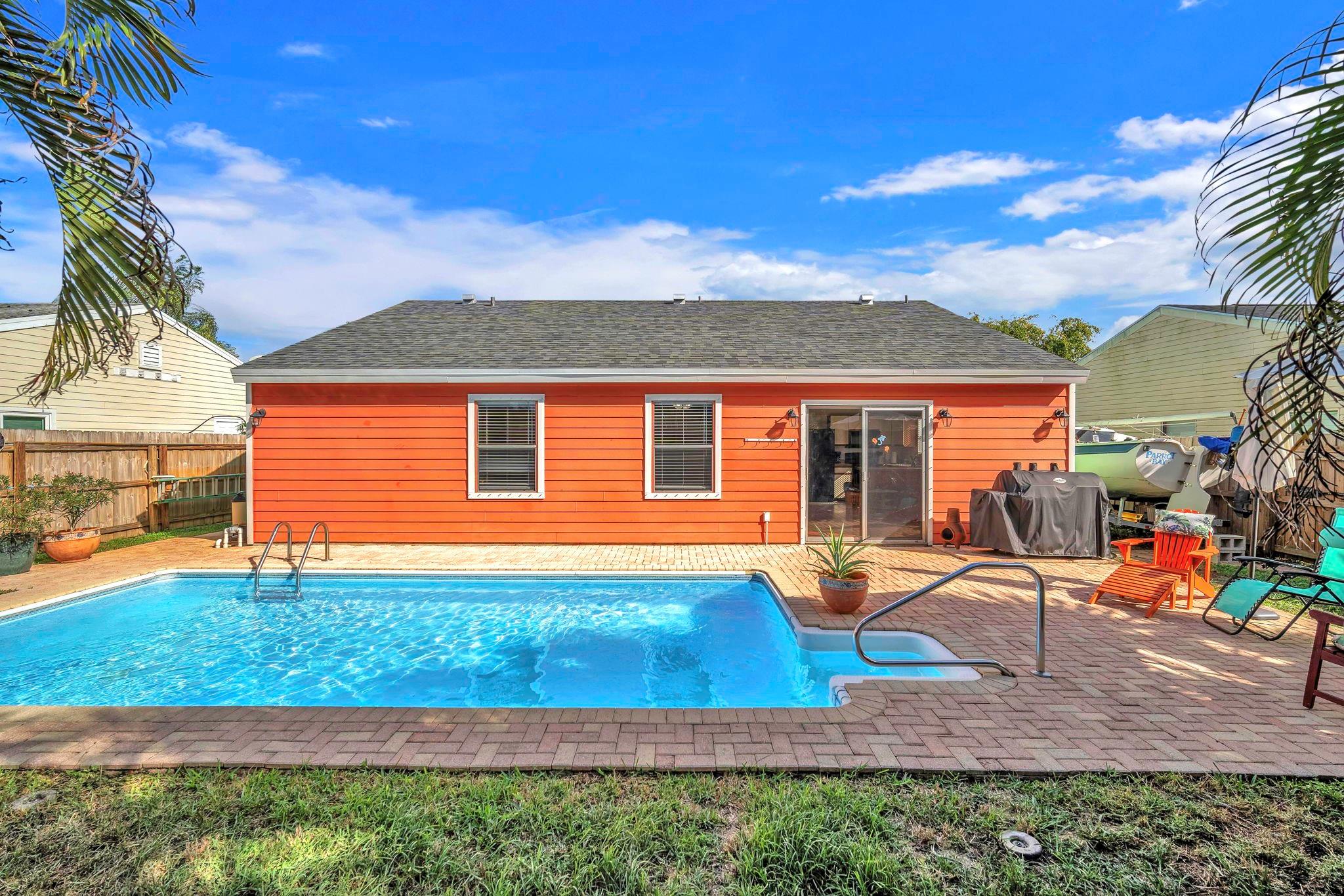 COUNTRYWOOD - Residential