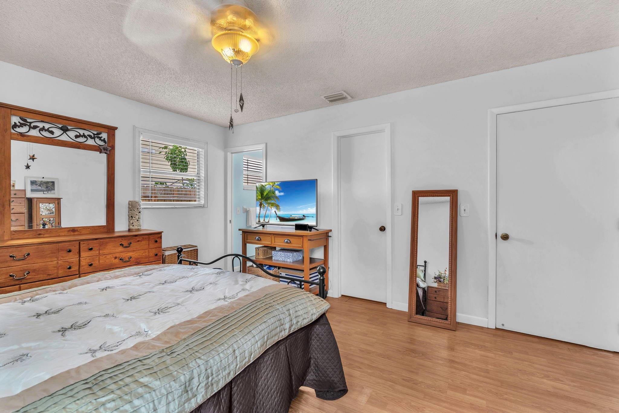 COUNTRYWOOD - Residential