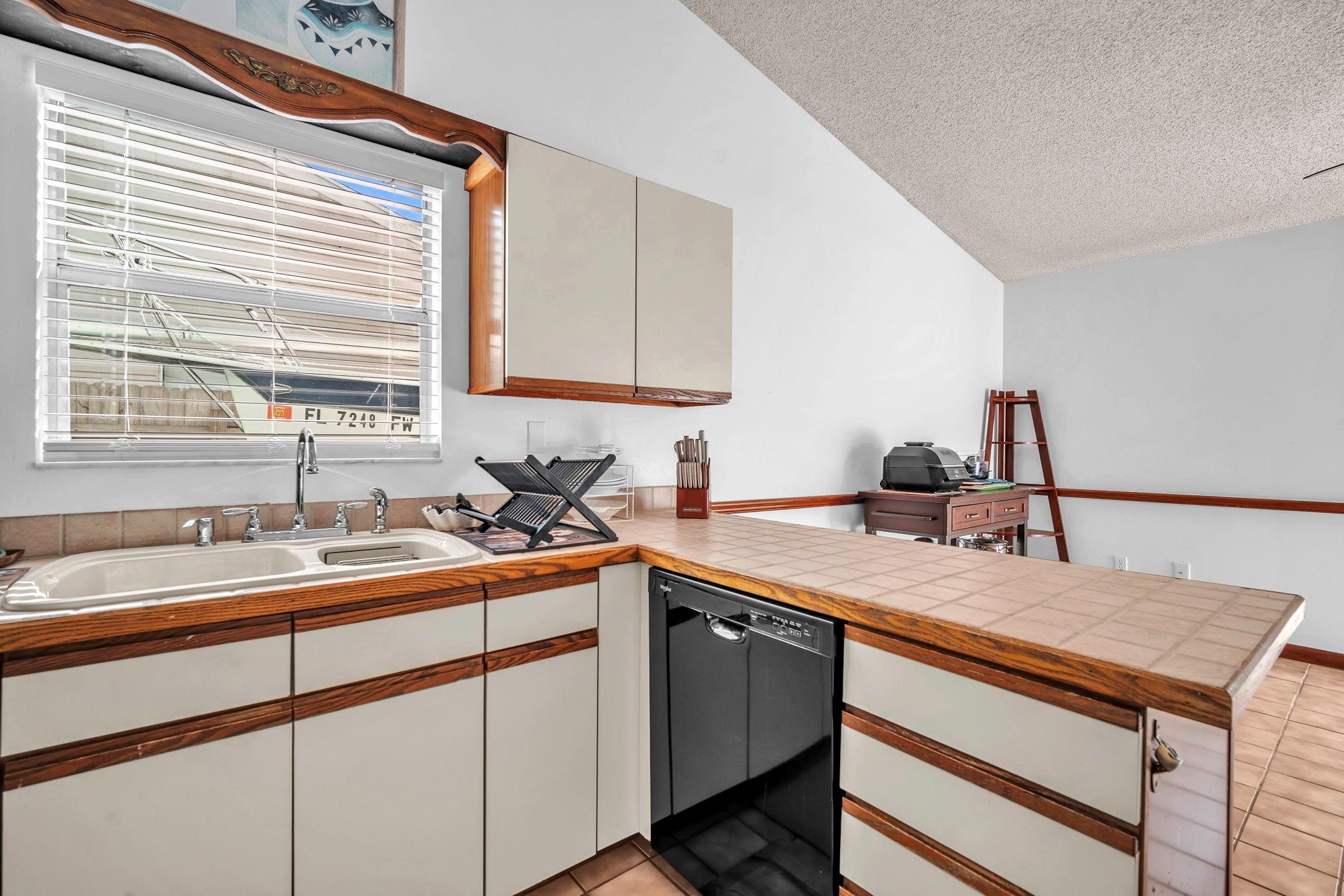 COUNTRYWOOD - Residential