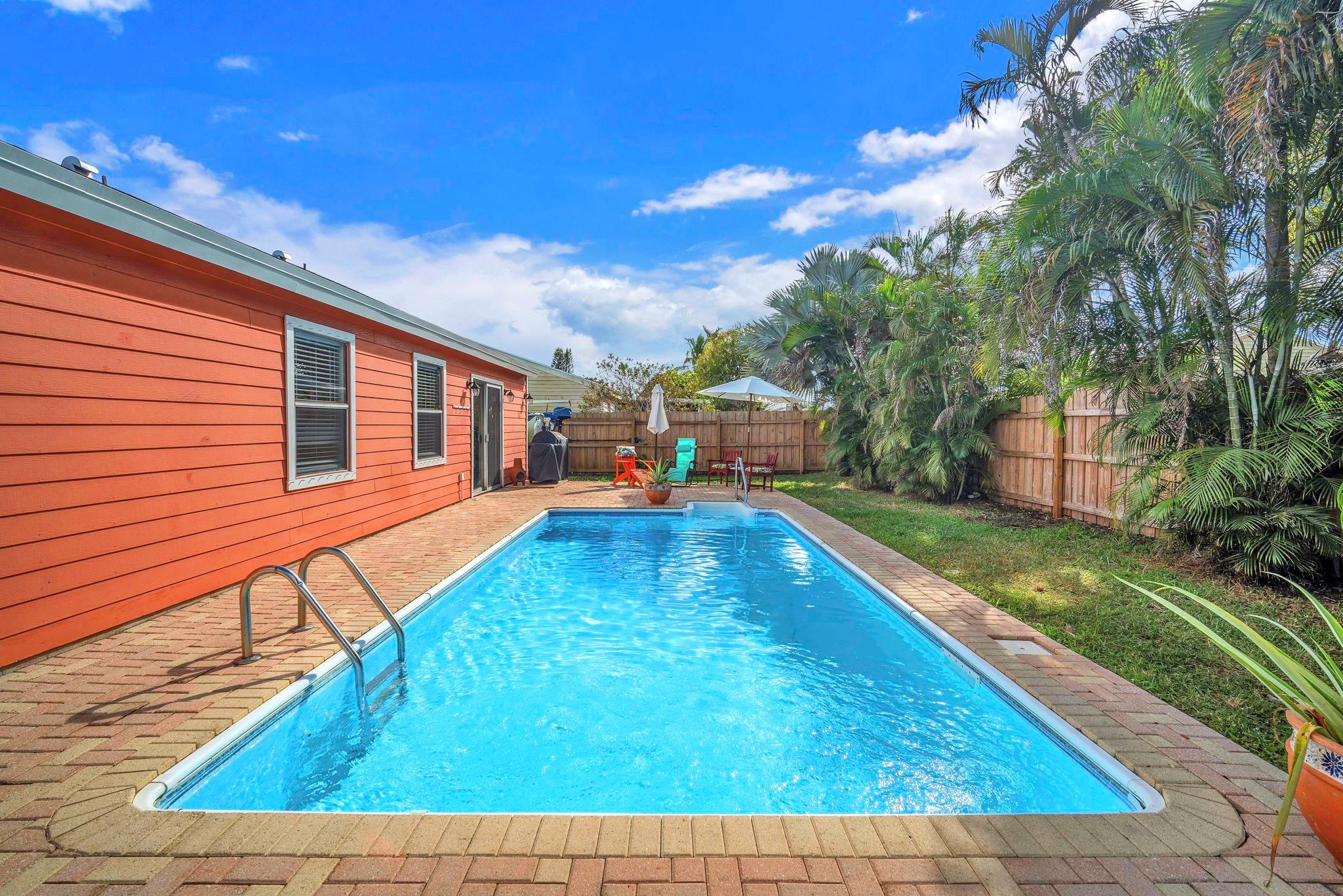 COUNTRYWOOD - Residential