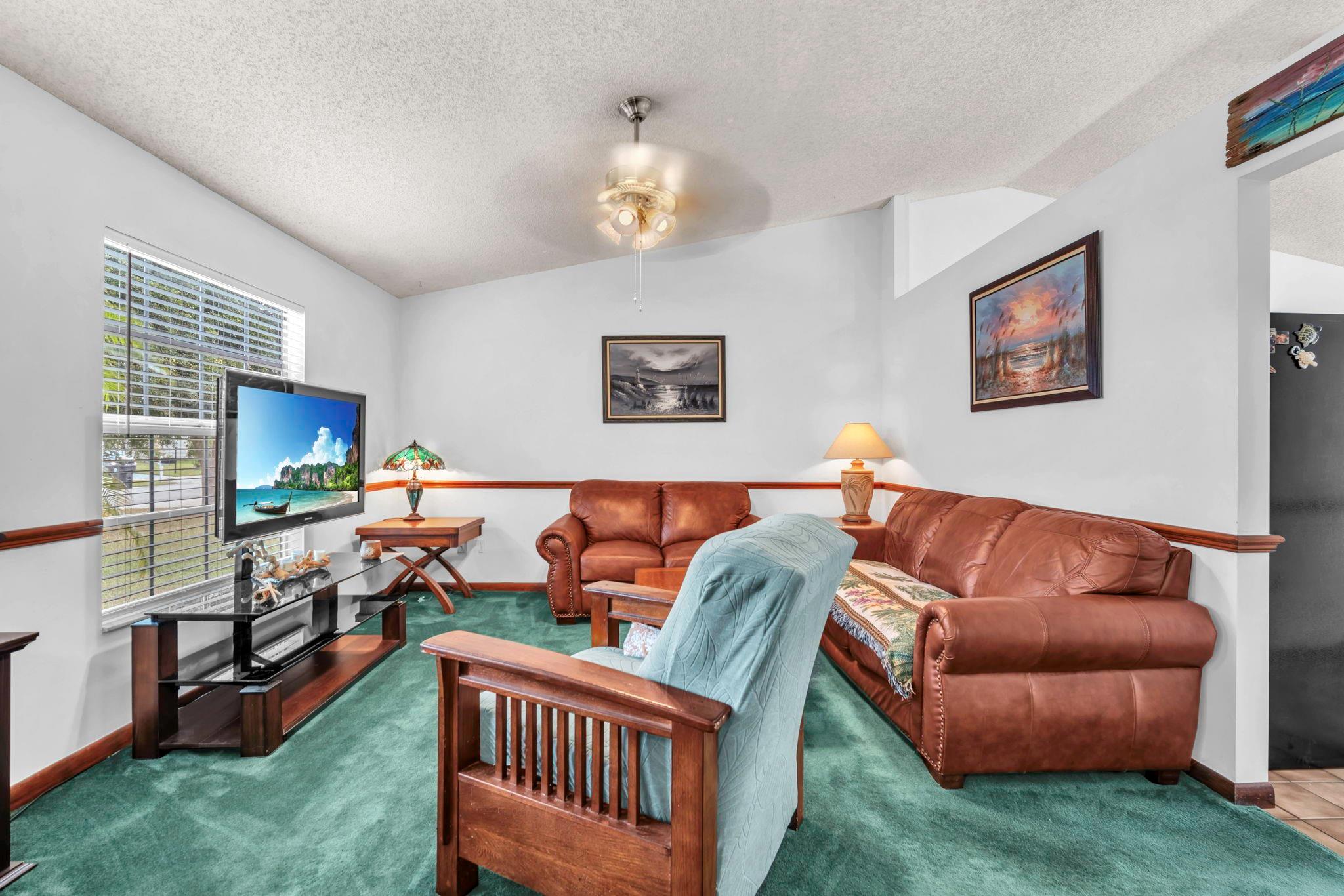 COUNTRYWOOD - Residential