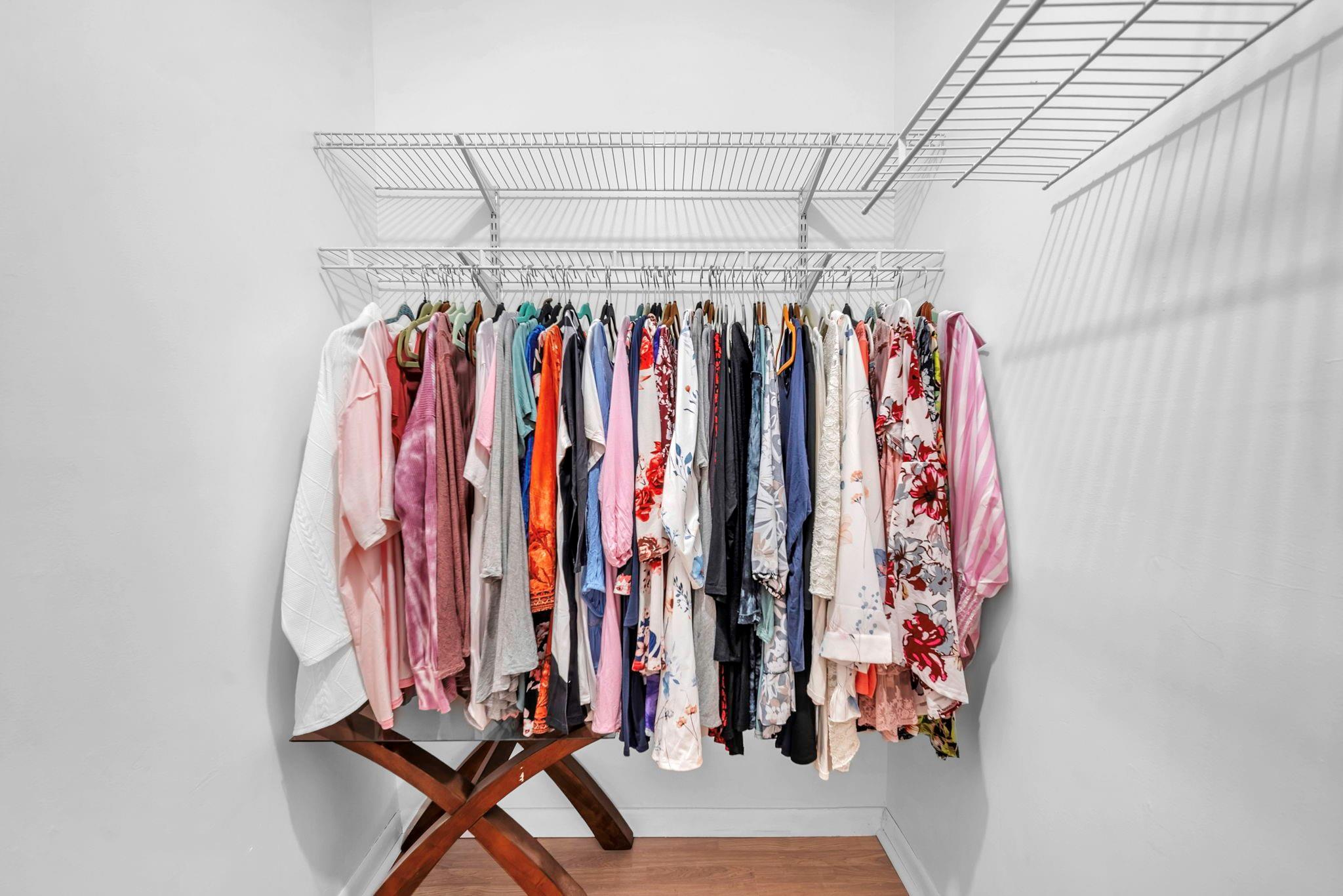 COUNTRYWOOD - Residential