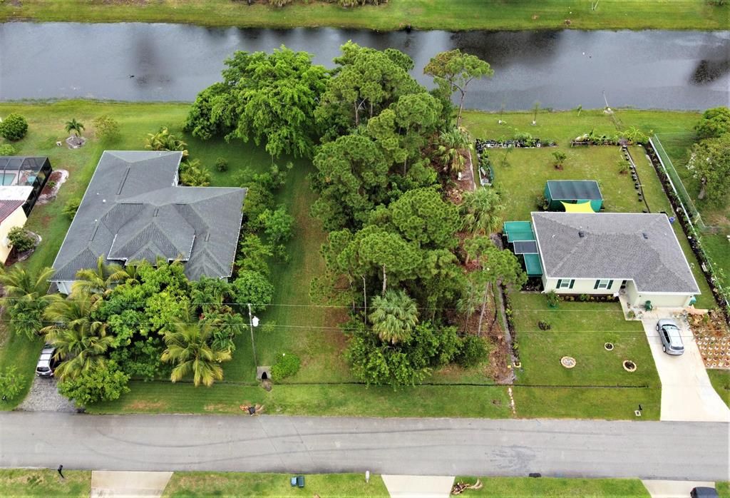 Photo of 1861 SE Mantua Street, Port Saint Lucie, FL 34953 (MLS # R10725506)