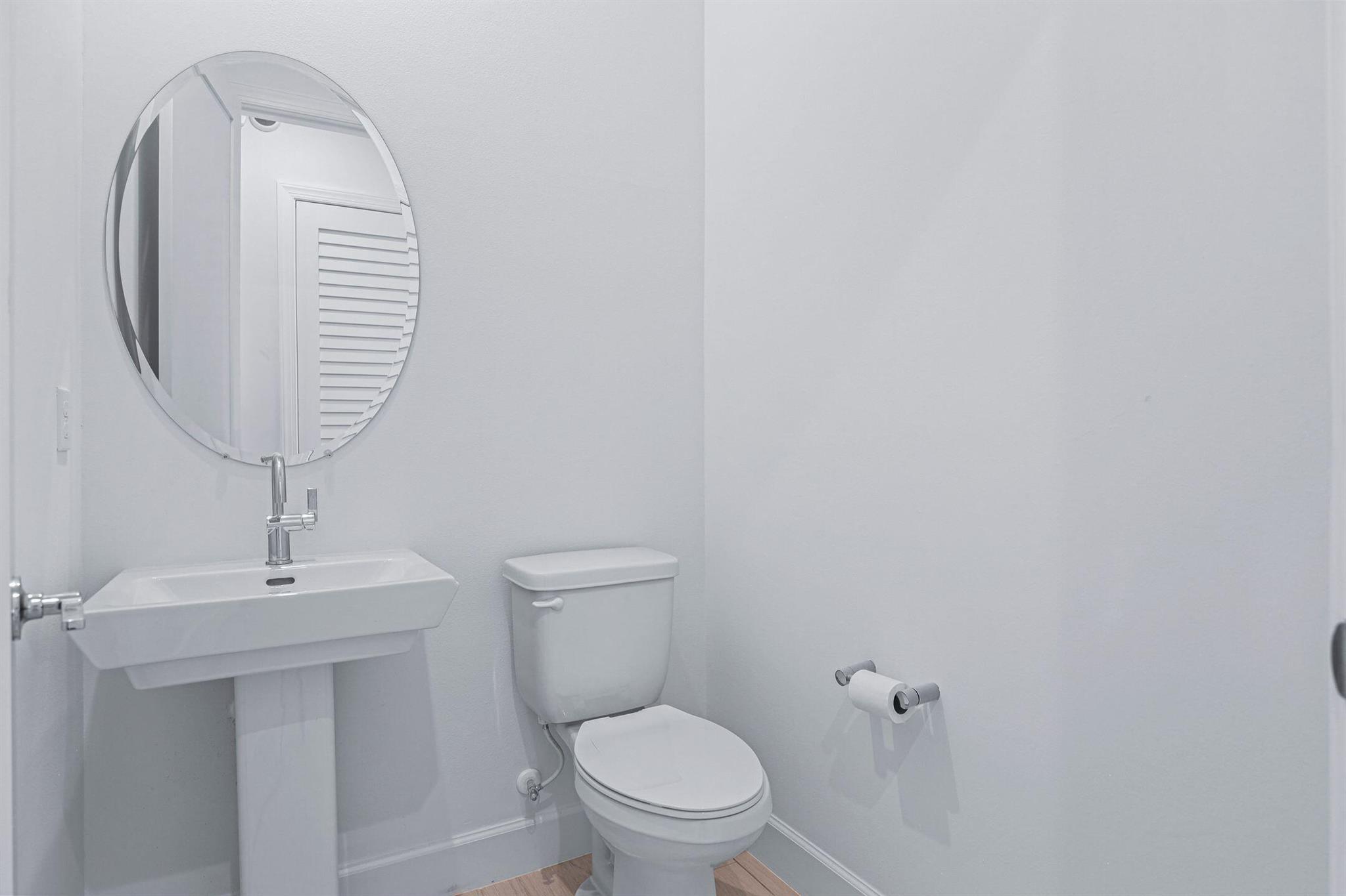 SEVILLE PHASE 1 - Residential Lease