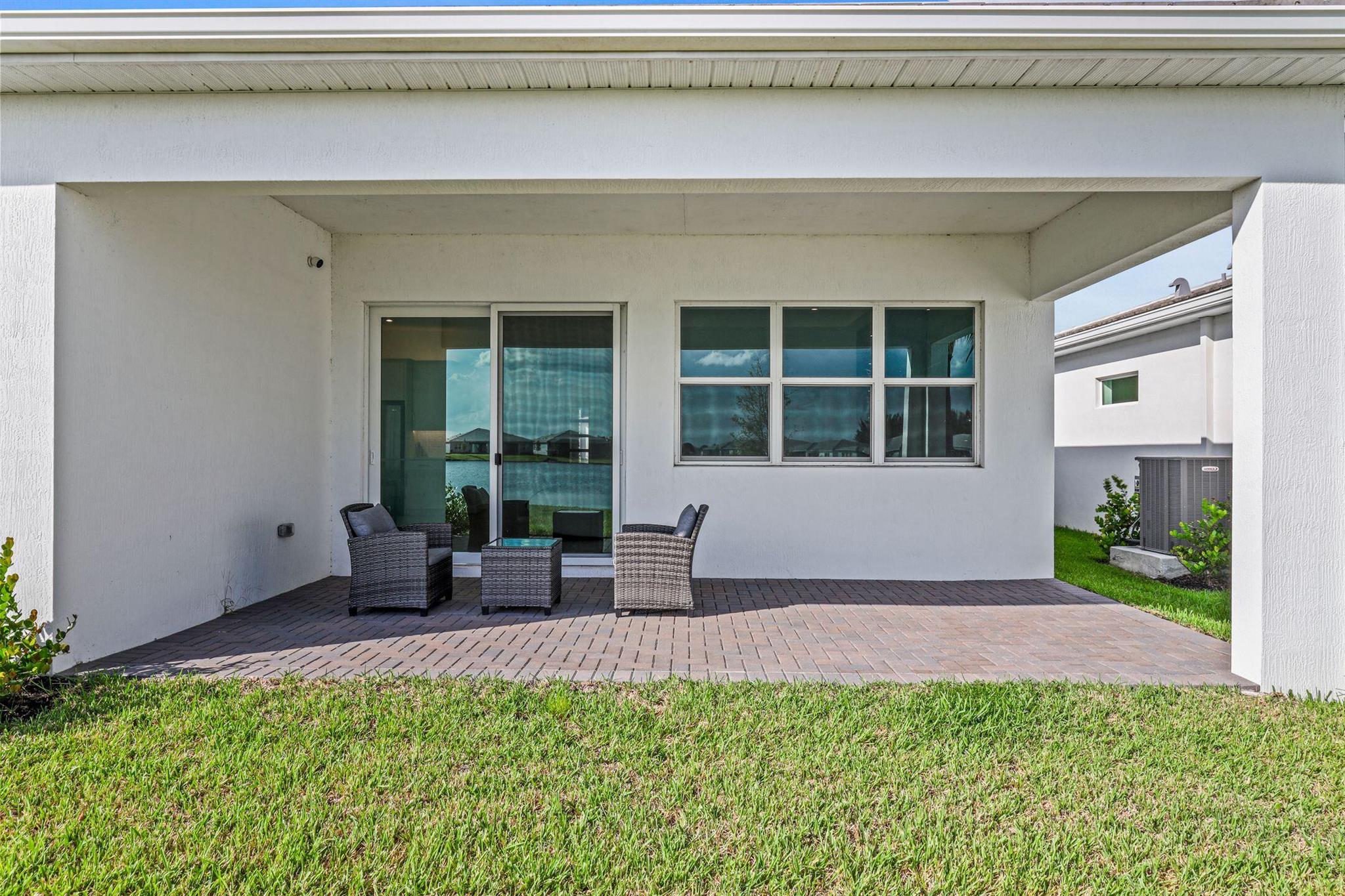 SEVILLE PHASE 1 - Residential Lease