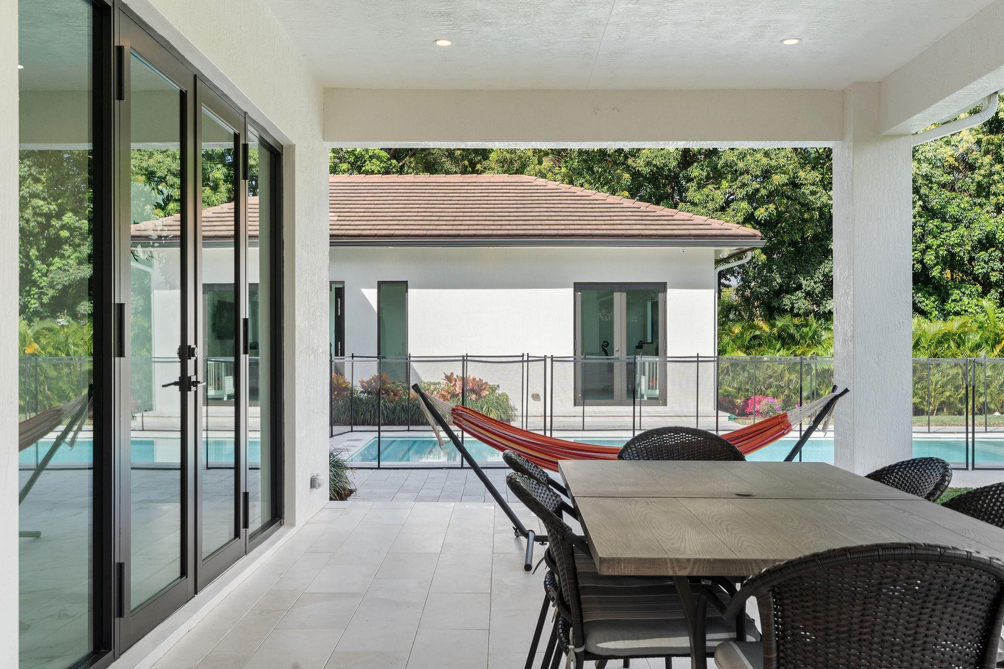 PLANTATION ACRES - Residential