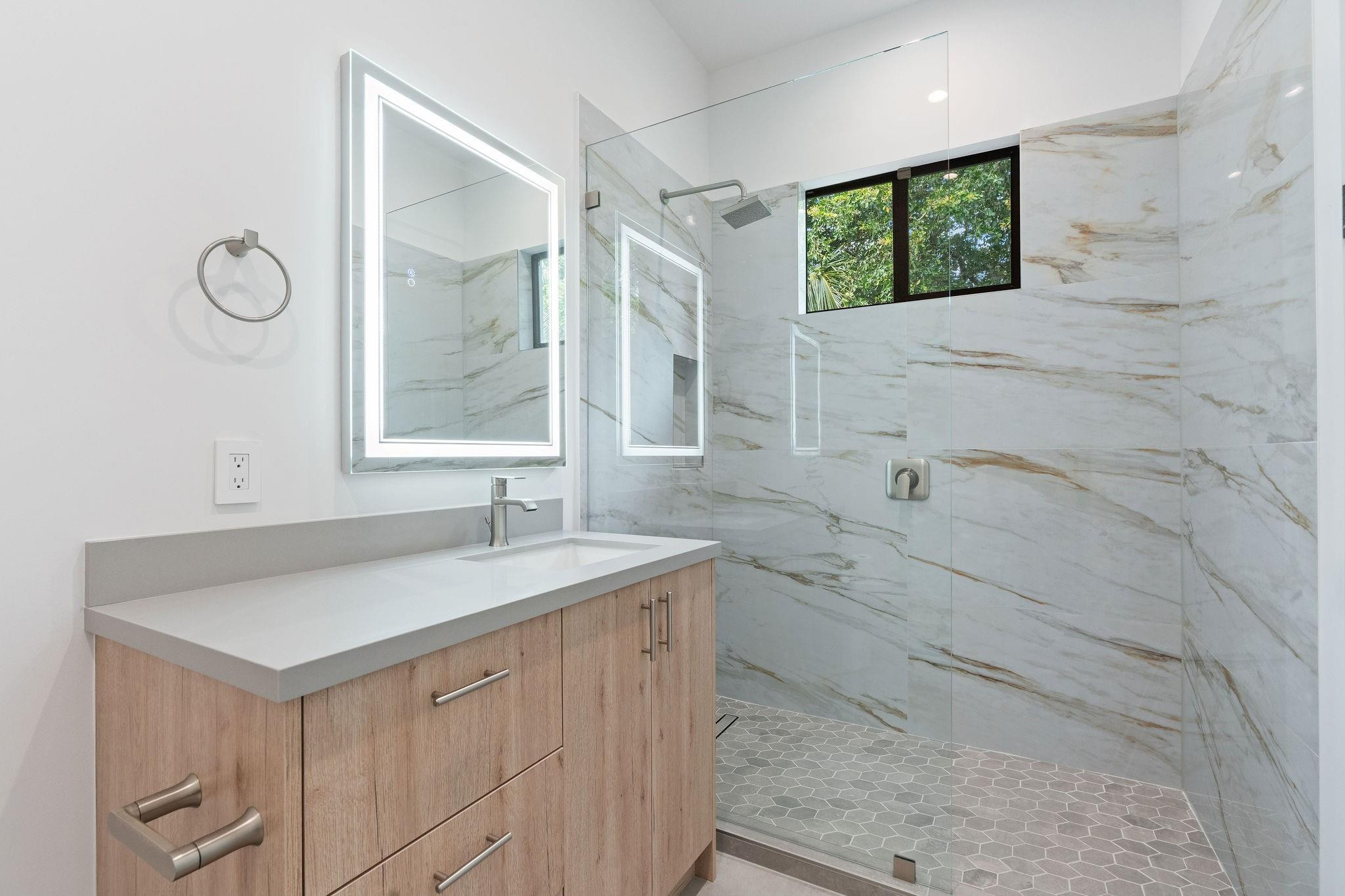 PLANTATION ACRES - Residential