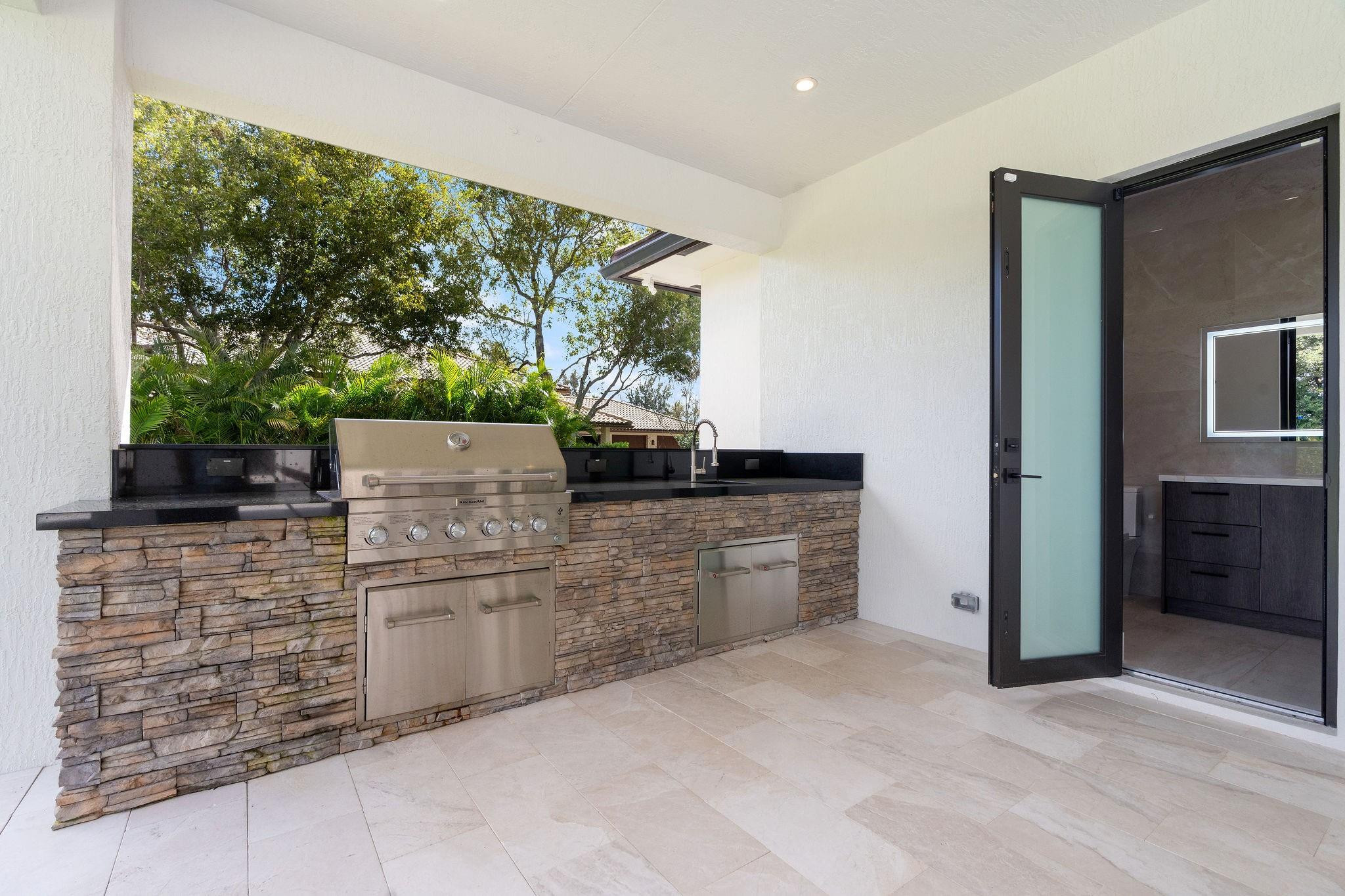 PLANTATION ACRES - Residential