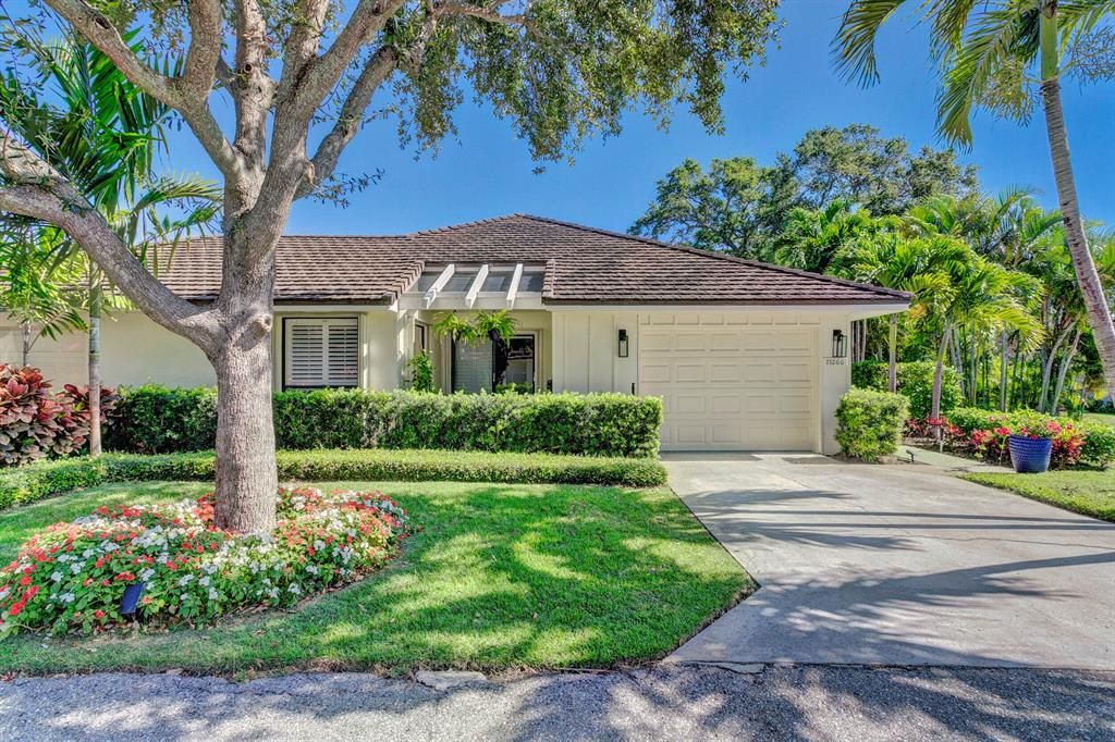 Photo of 11266 Riverwood Place, North Palm Beach, FL 33408 (MLS # R10799401)