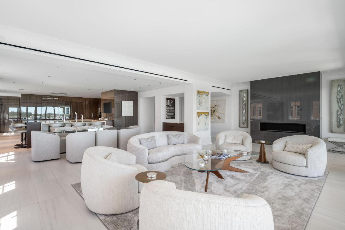 Vero Beach, Florida, 32960, United States, 3 Bedrooms Bedrooms, ,4 BathroomsBathrooms,Residential,Active,1967483