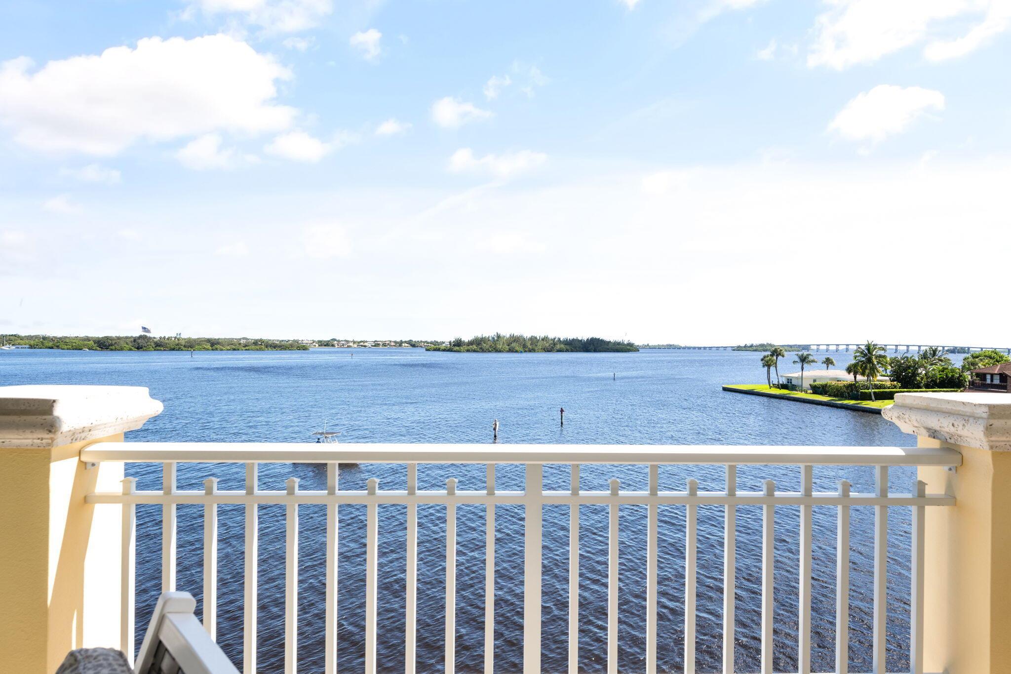 ROYAL PALM POINTE OF VERO - Residential