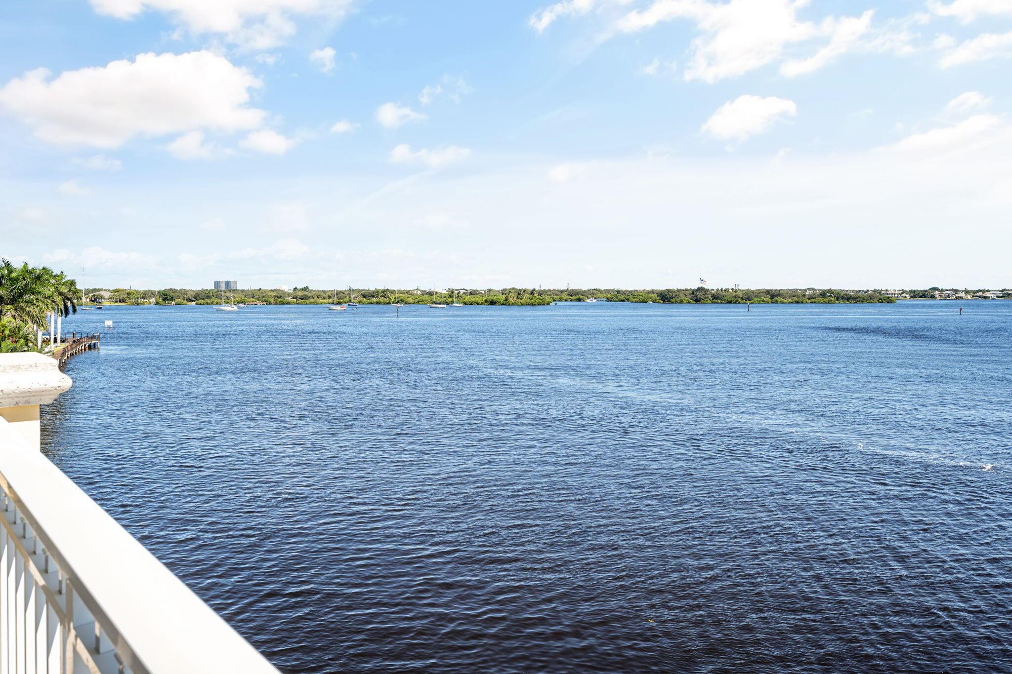 ROYAL PALM POINTE OF VERO - Residential