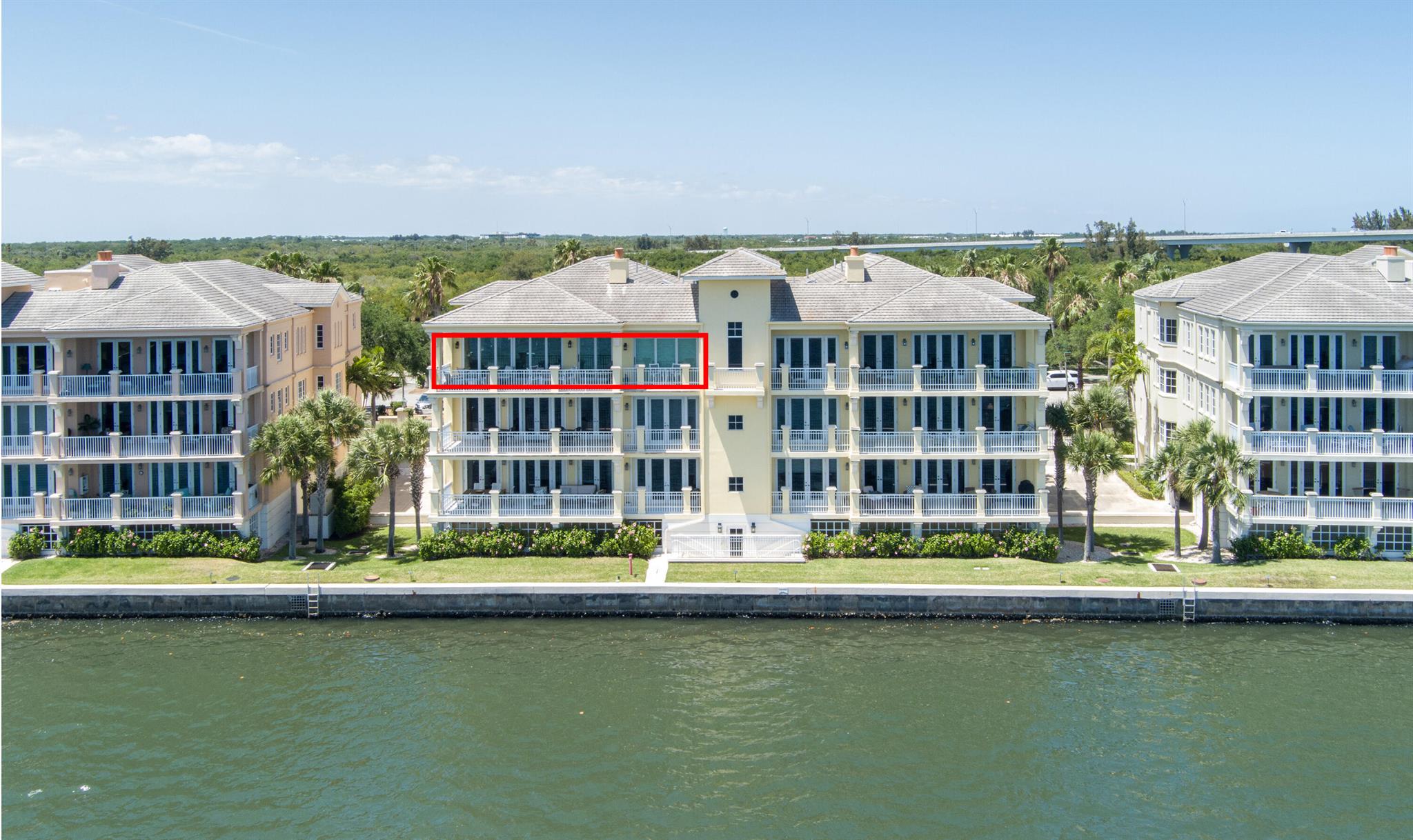 ROYAL PALM POINTE OF VERO - Residential