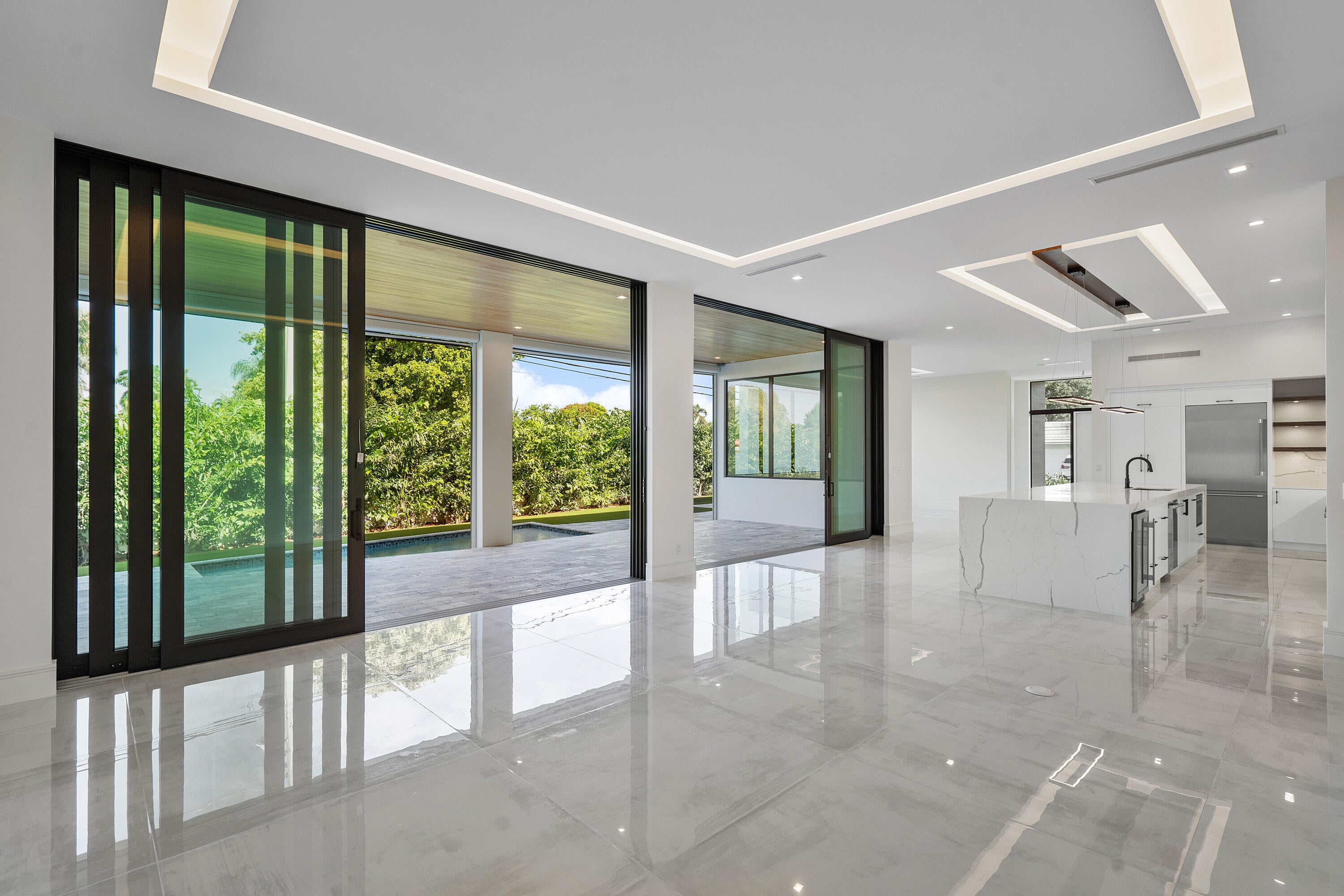 10 Coconut Road